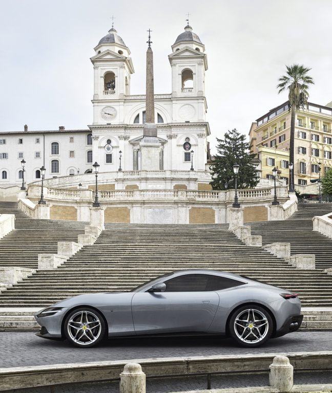 Önden motorlu Yeni Ferrari Roma 620 beygir gücünde