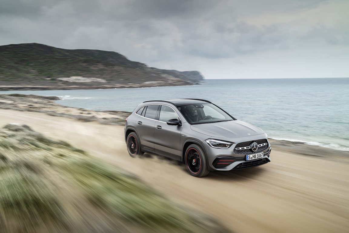 Yeni Mercedes GLA artık tamamen bir SUV gibi görünüyor