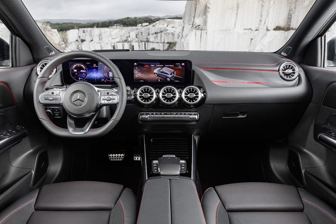 Yeni Mercedes GLA artık tamamen bir SUV gibi görünüyor