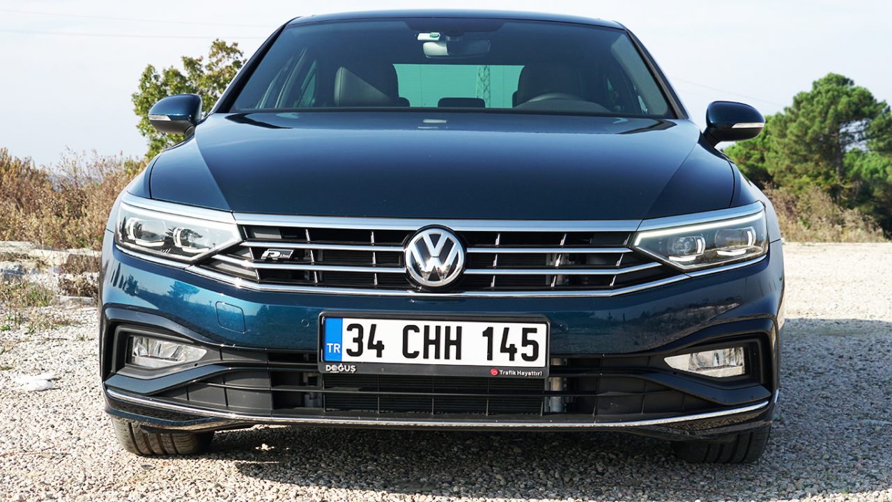 Yeni Passat test sürüşü 2020. Neler değişti ve tüm yeni özellikler…