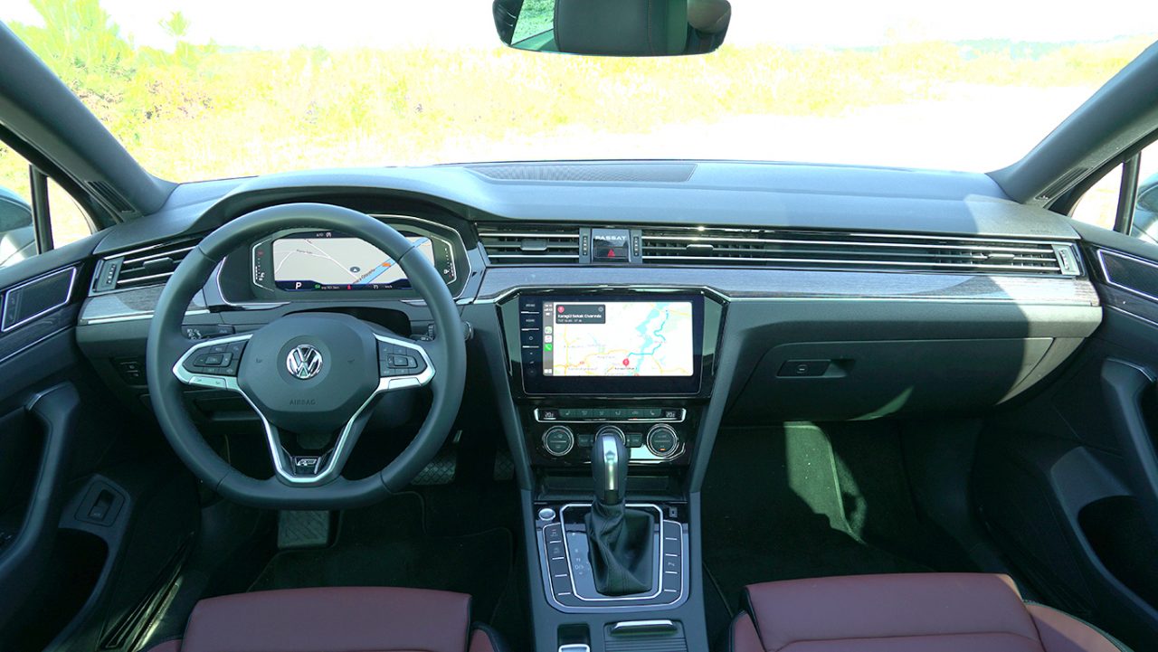 Yeni Passat test sürüşü 2020. Neler değişti ve tüm yeni özellikler…