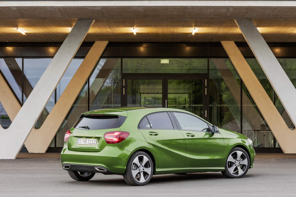 Yenilenen Mercedes A Serisi Foto Galeri