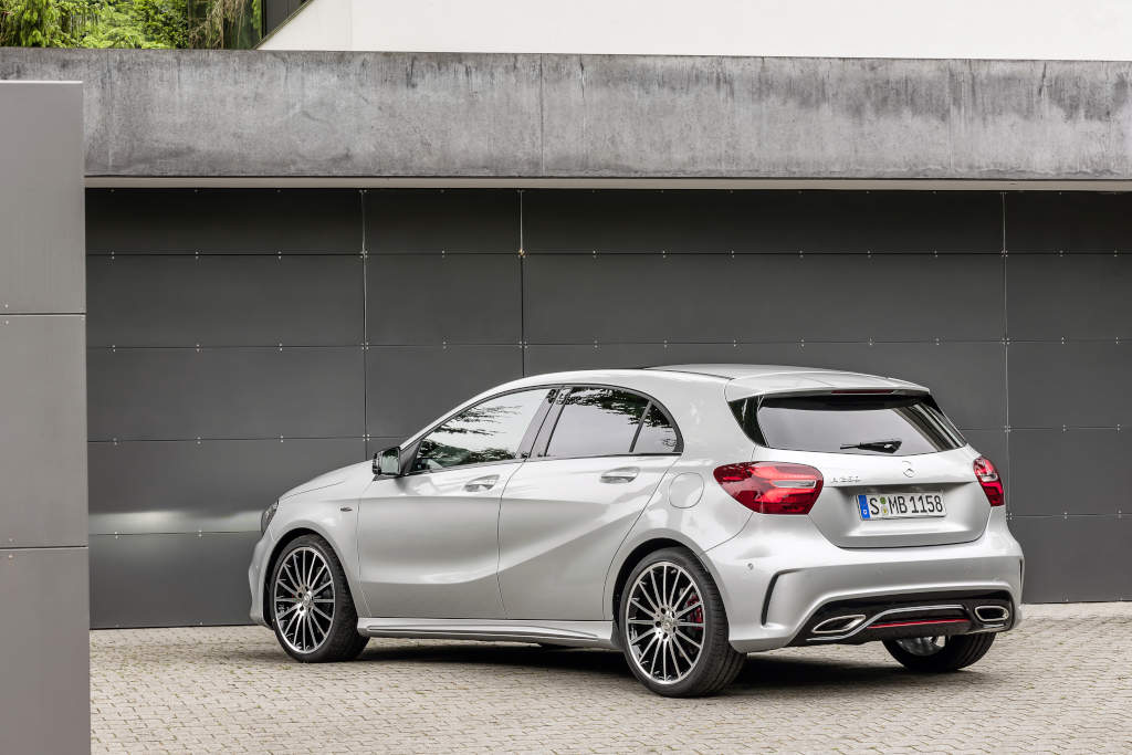 Yenilenen Mercedes A Serisi Foto Galeri