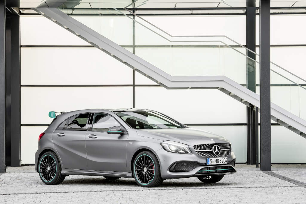 Yenilenen Mercedes A Serisi Foto Galeri