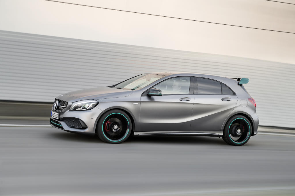 Yenilenen Mercedes A Serisi Foto Galeri