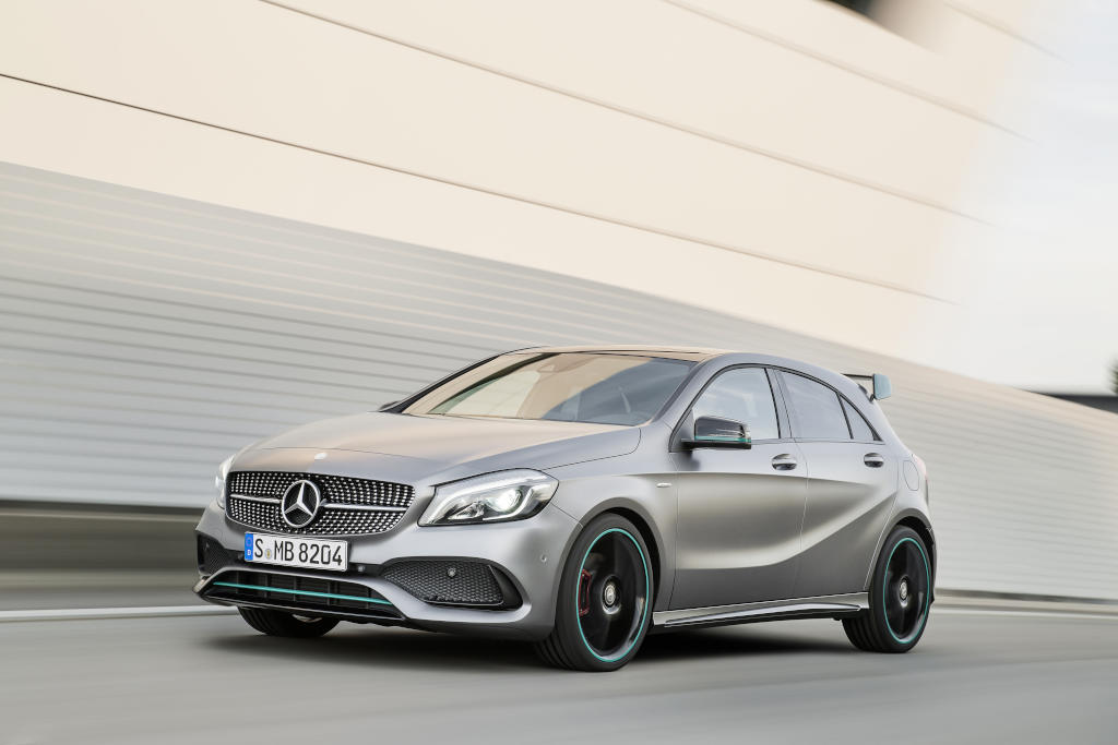 Yenilenen Mercedes A Serisi Foto Galeri