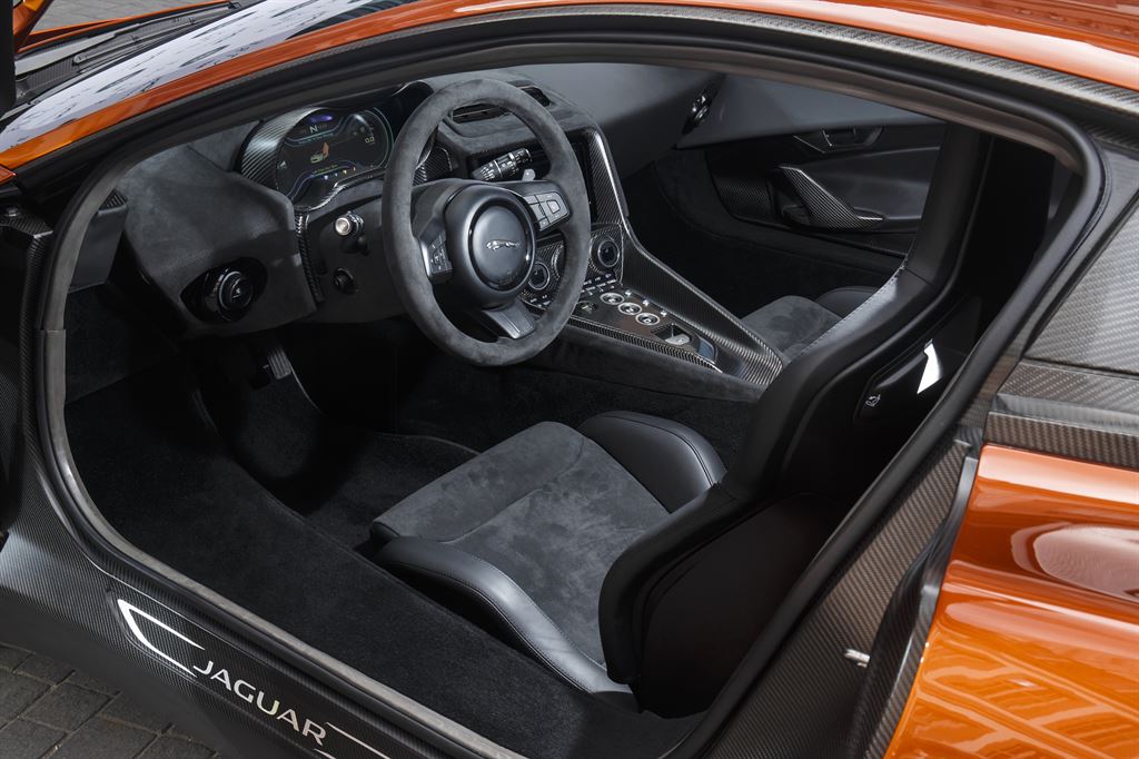 İşte Bond’un Yeni Otomobili Jaguar C-X75