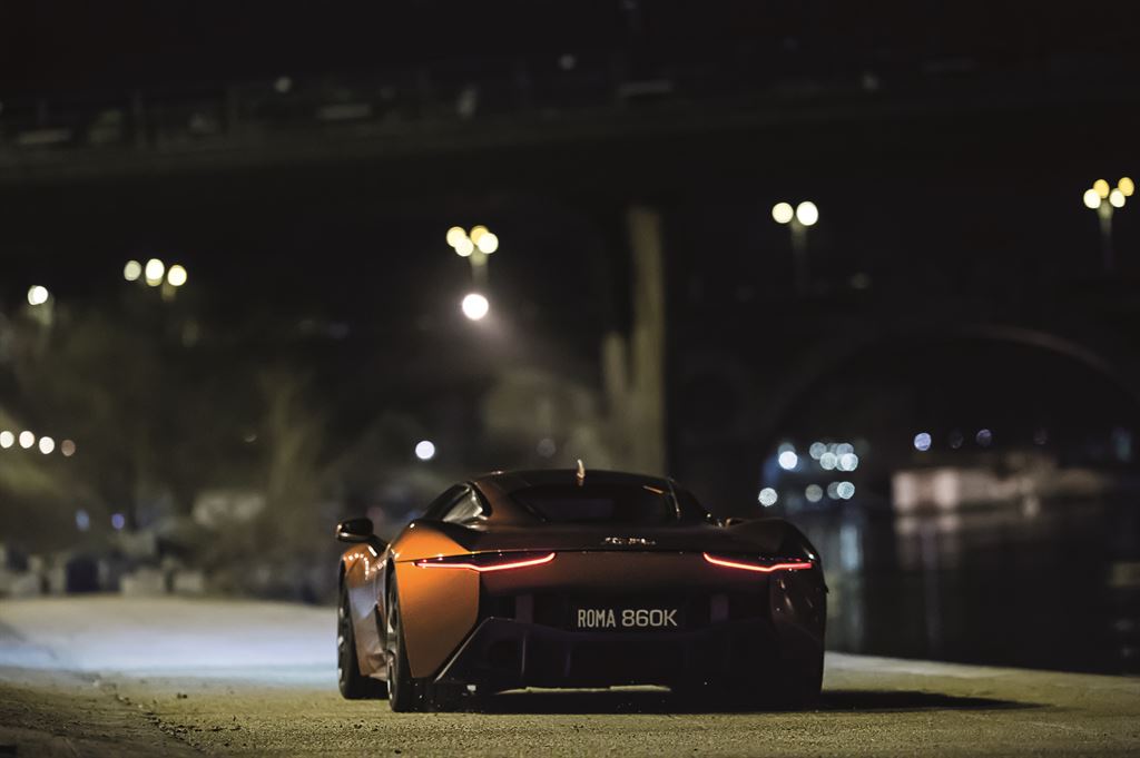 İşte Bond’un Yeni Otomobili Jaguar C-X75