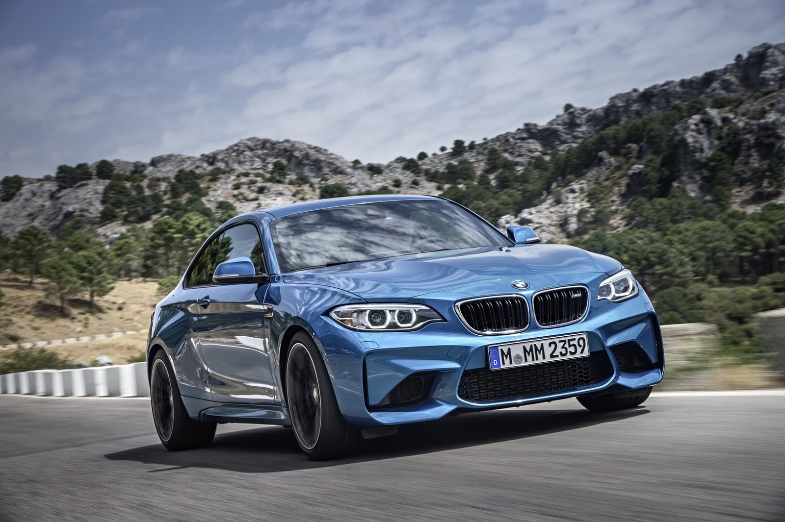 Yeni BMW M2 Coupe Gün Yüzüne Çıktı