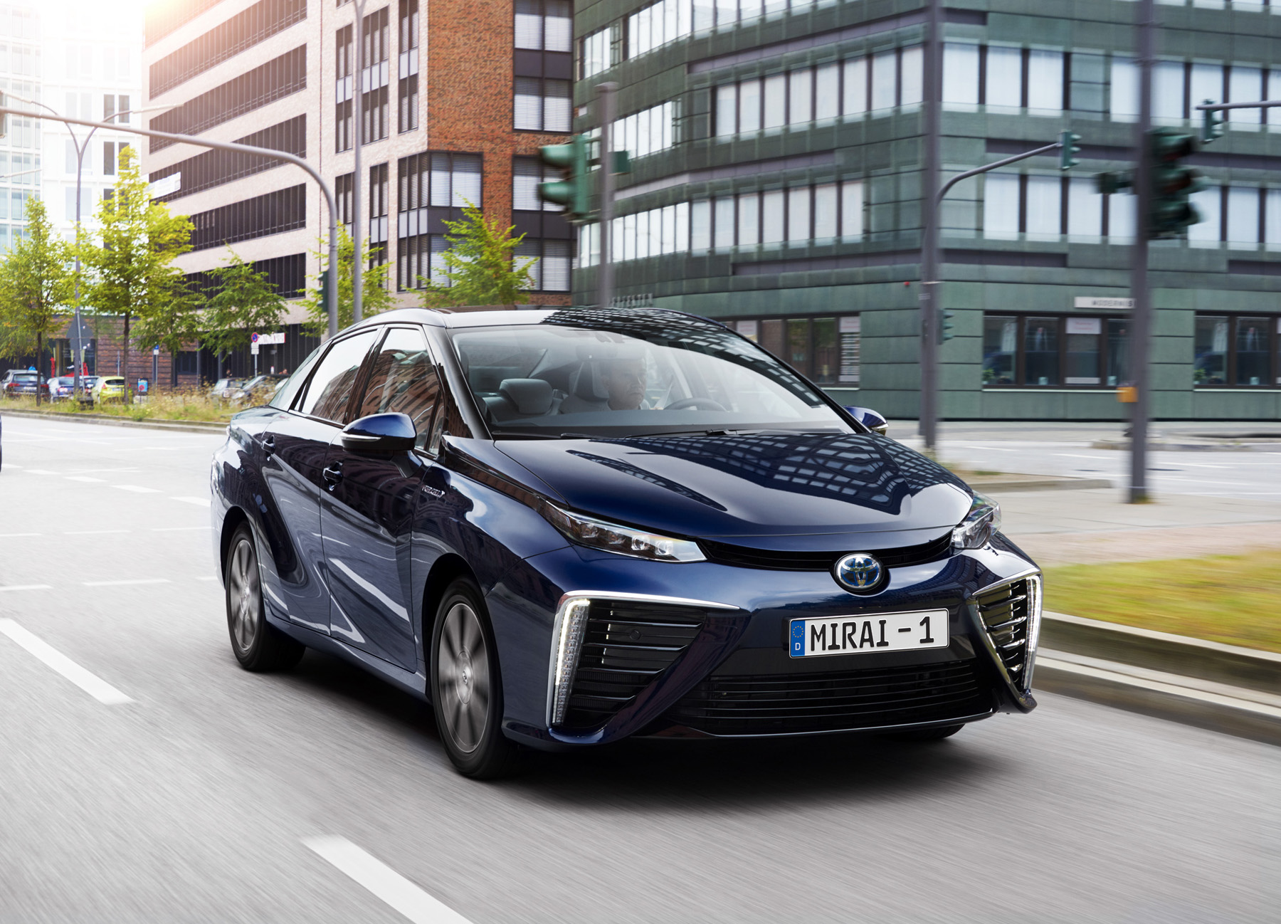 Toyota Mirai Avrupa Yollarında Kendini Gösteriyor