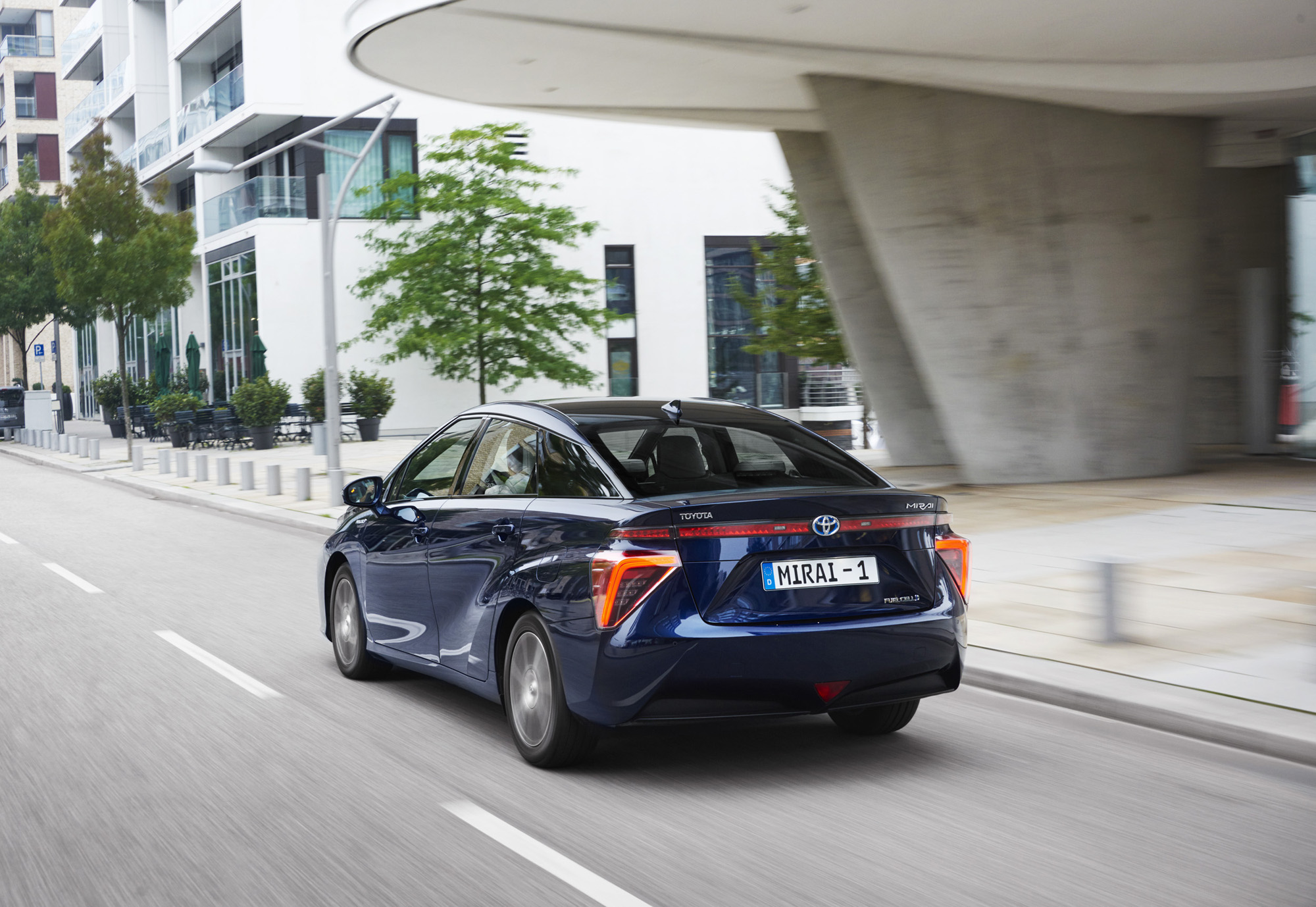 Toyota Mirai Avrupa Yollarında Kendini Gösteriyor