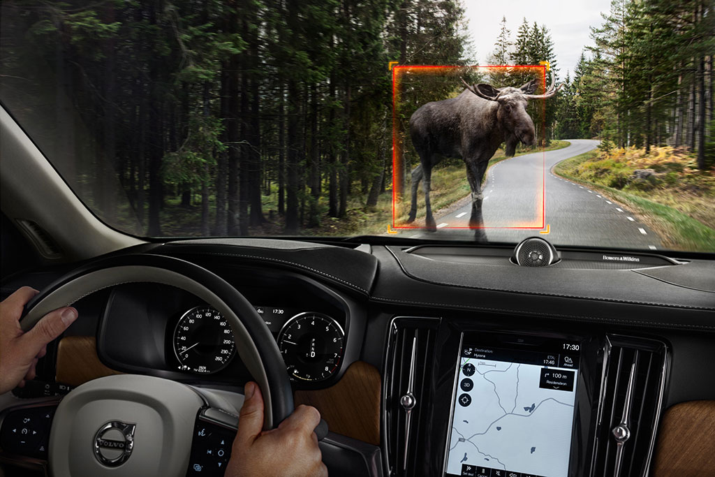 Volvo S90 Sedan Sınıfındaki İddiasını Arttırıyor