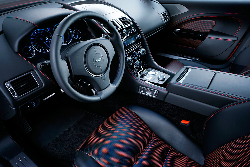 Aston Martin Rapide S: Daha Fazla Güç ve Güzellik