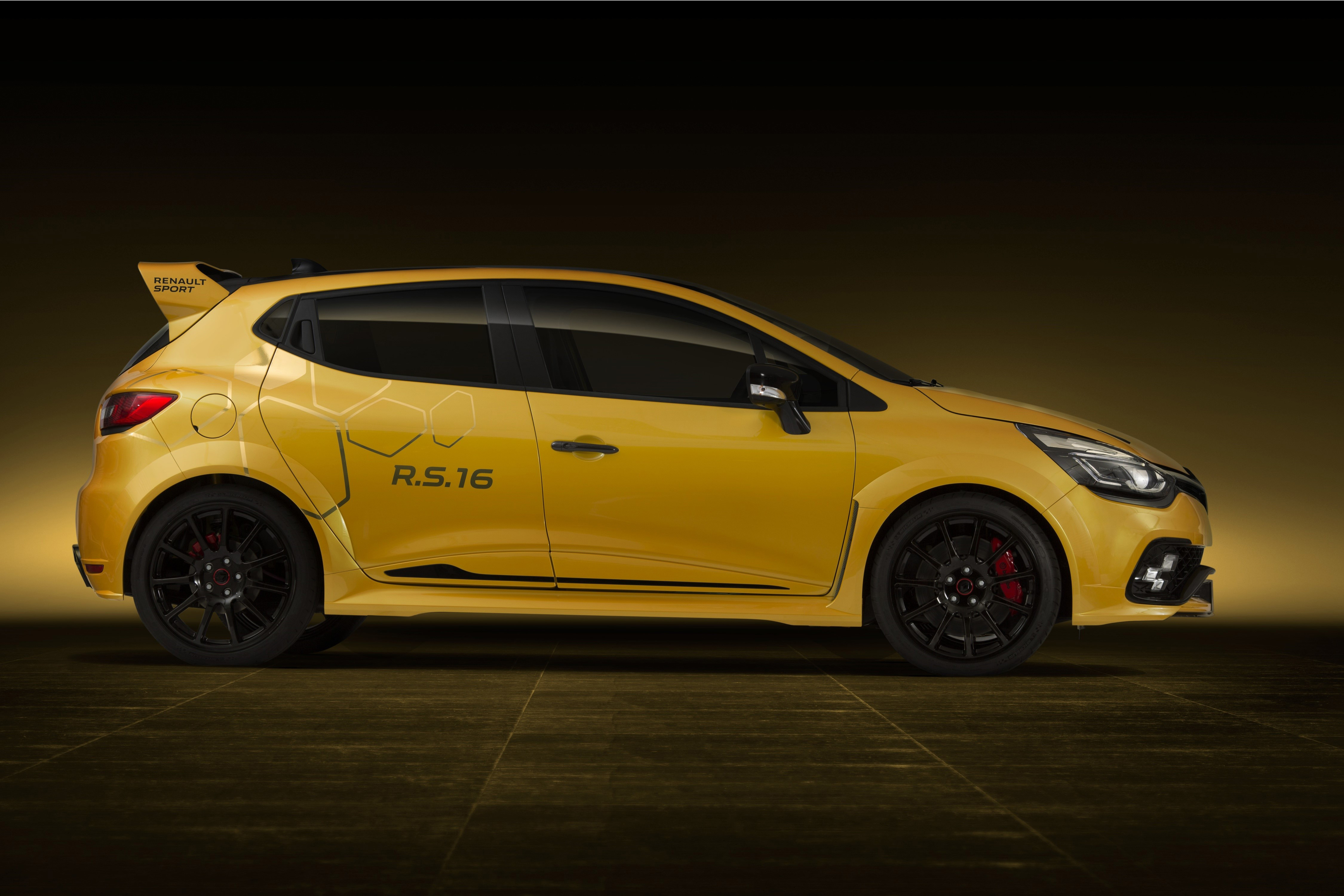 Clio RS Özel Bir Versiyonla Karşımızda