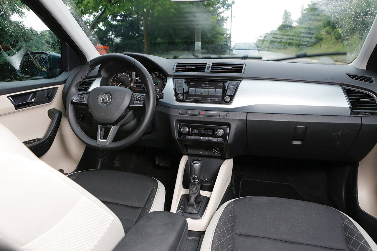 Skoda Fabia 1.2 TSI DSG Test Sürüşü