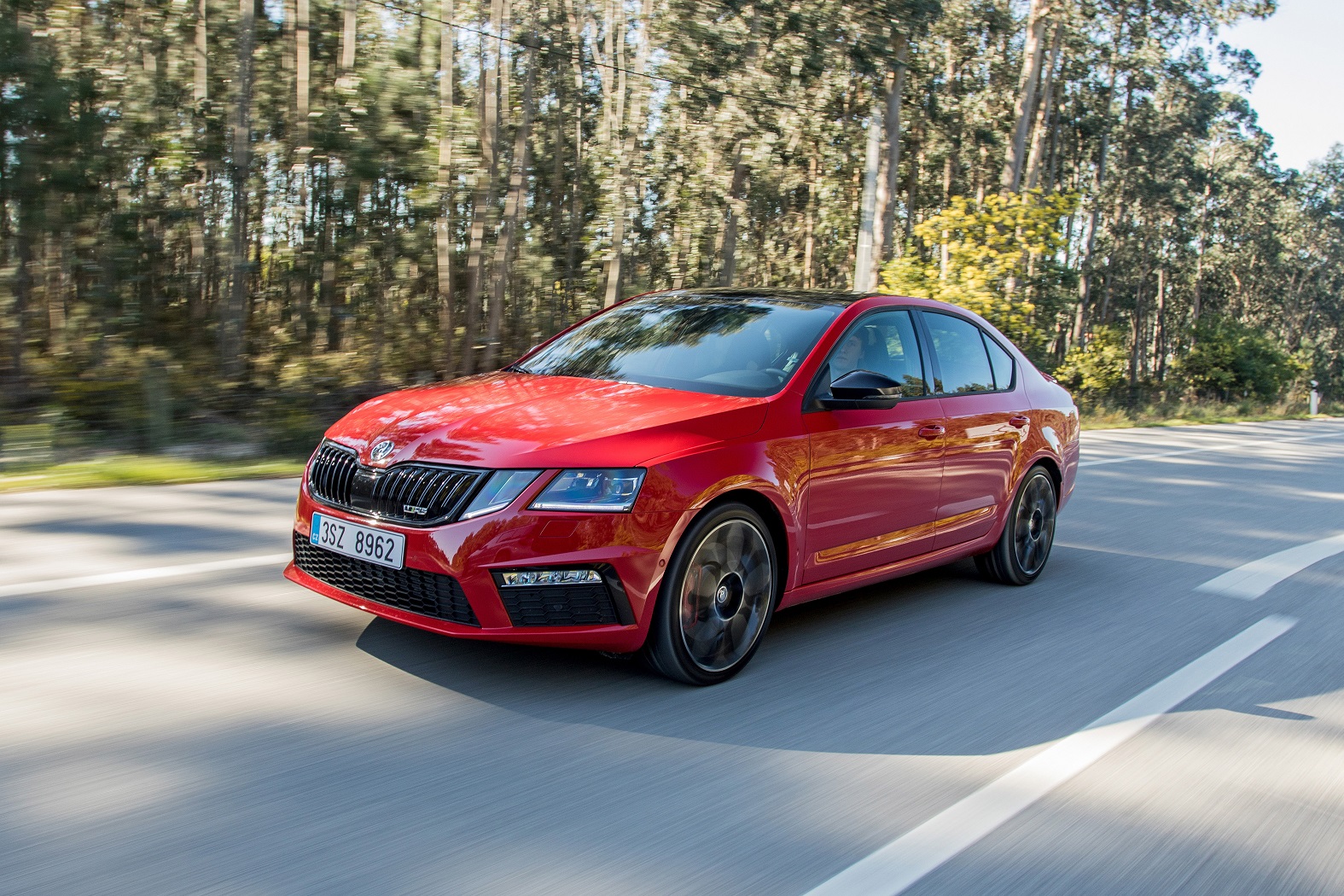 Yeni Skoda Octavia RS artık 245 HP