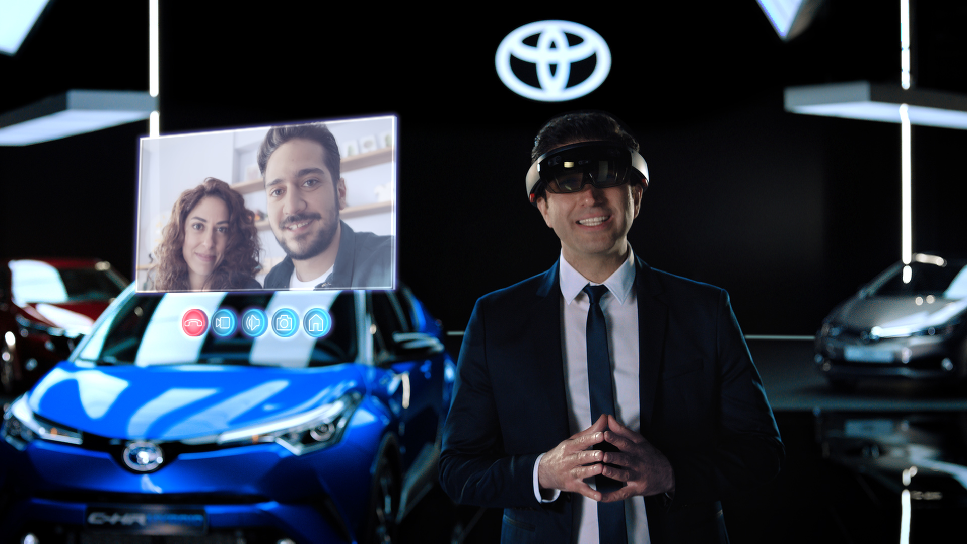 Toyota'nın interaktif showroomuna büyük ilgi