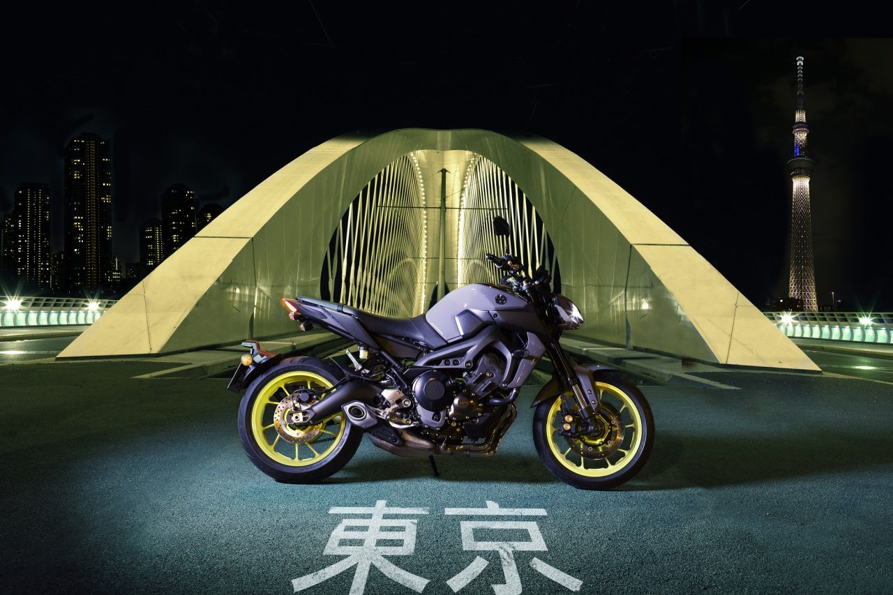 Yamaha MT-09 tehditkar görünümüyle dikkati çekiyor