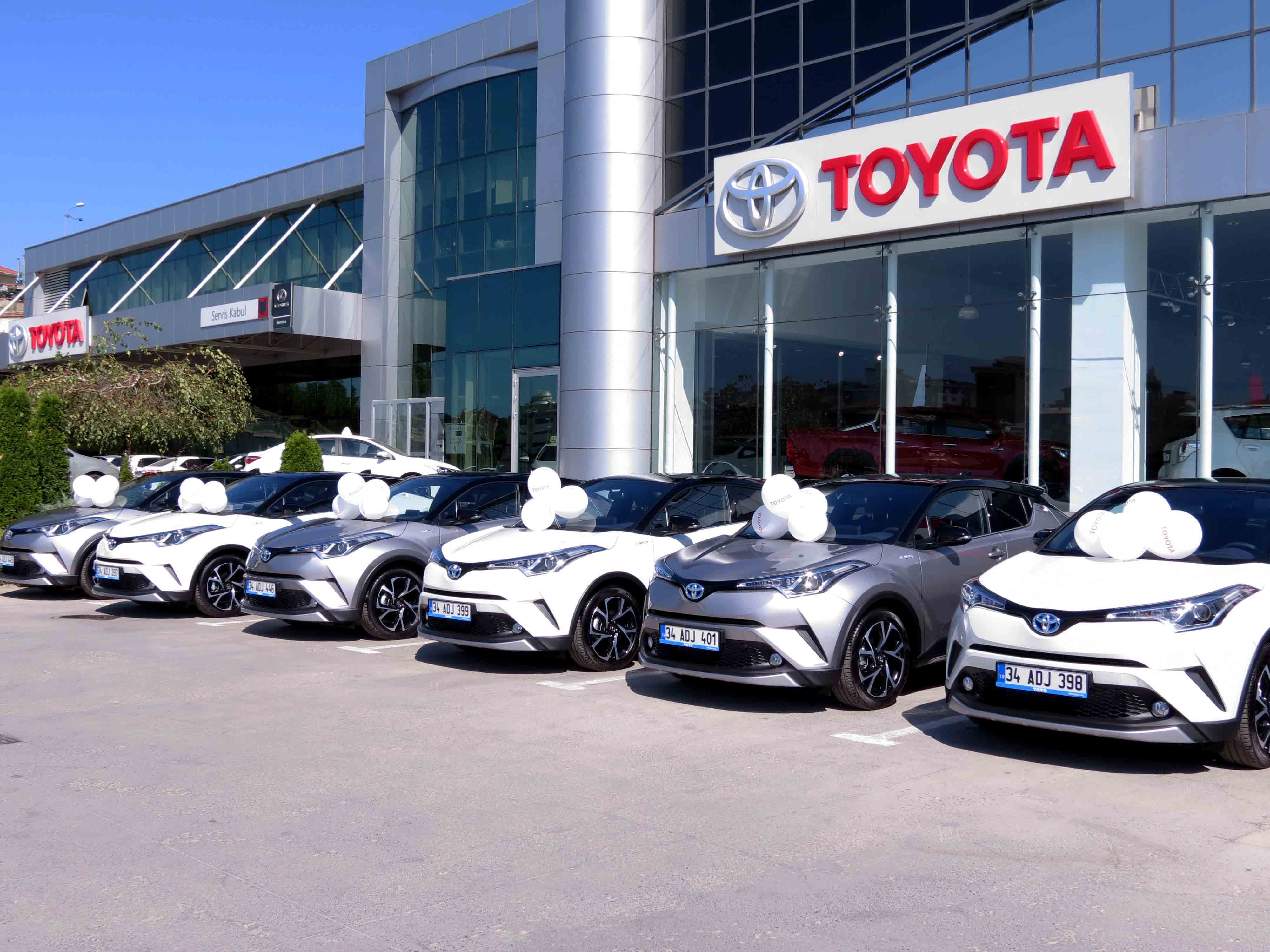 Toyota CH-R'ı YOYO ile günlük kiralayın