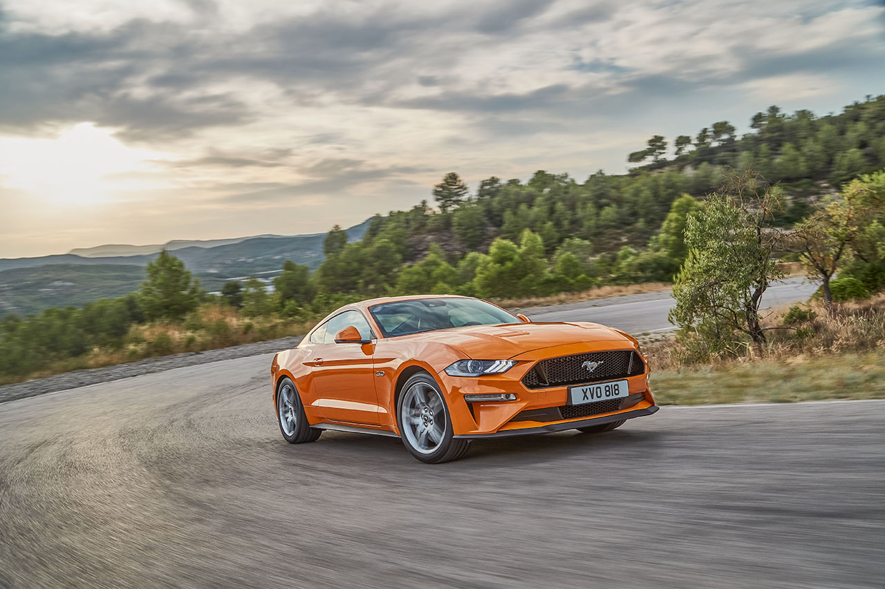 Ford Mustang yenilendi [46 fotoğraf]