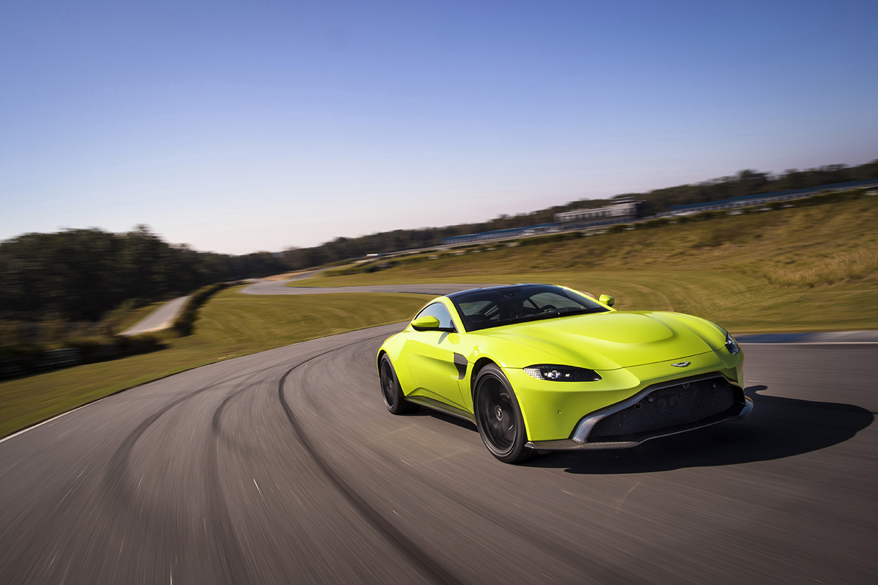 Yeni Aston Martin Vantage hakkında herşey