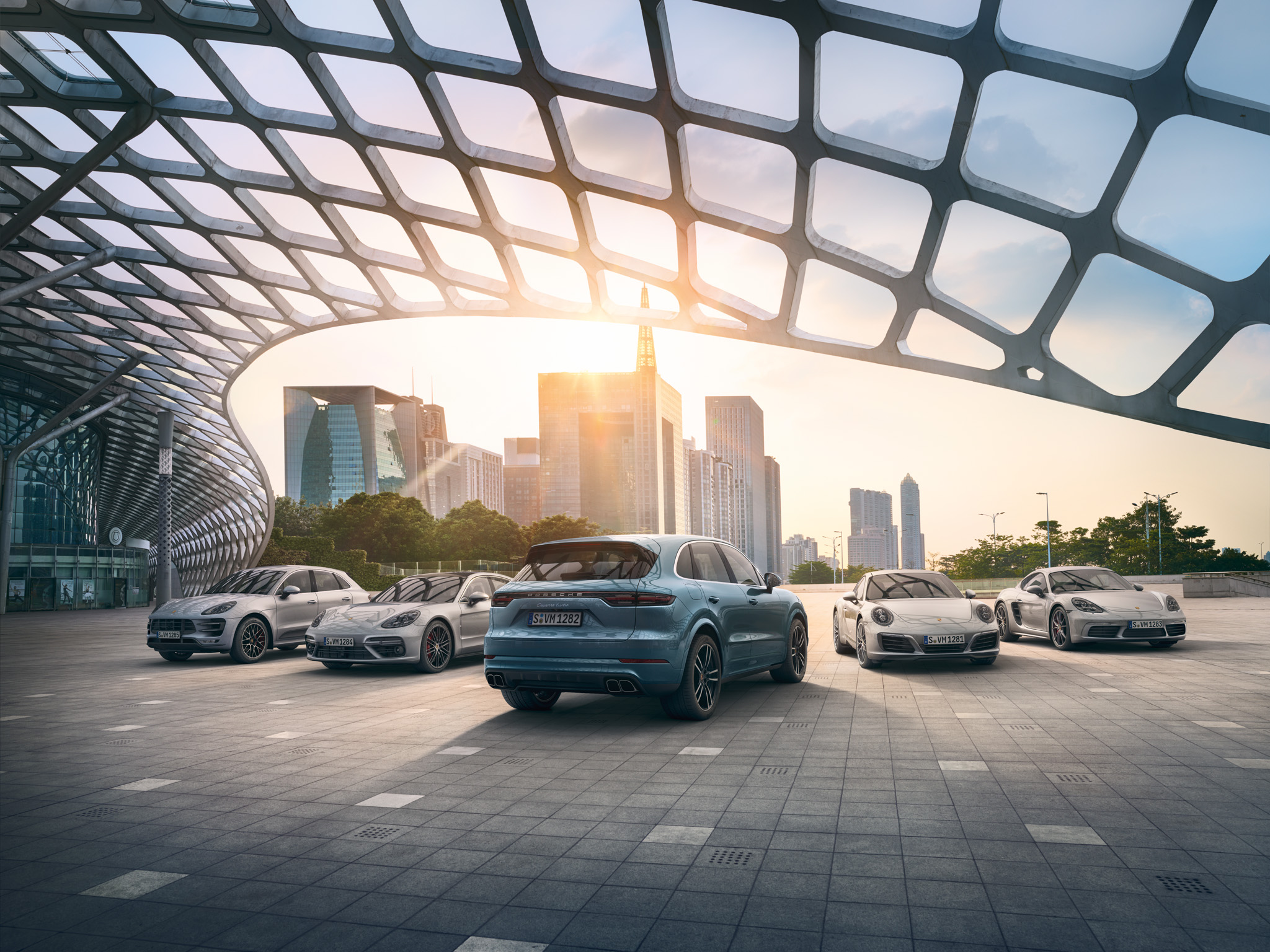 Porsche'den rekor satış!