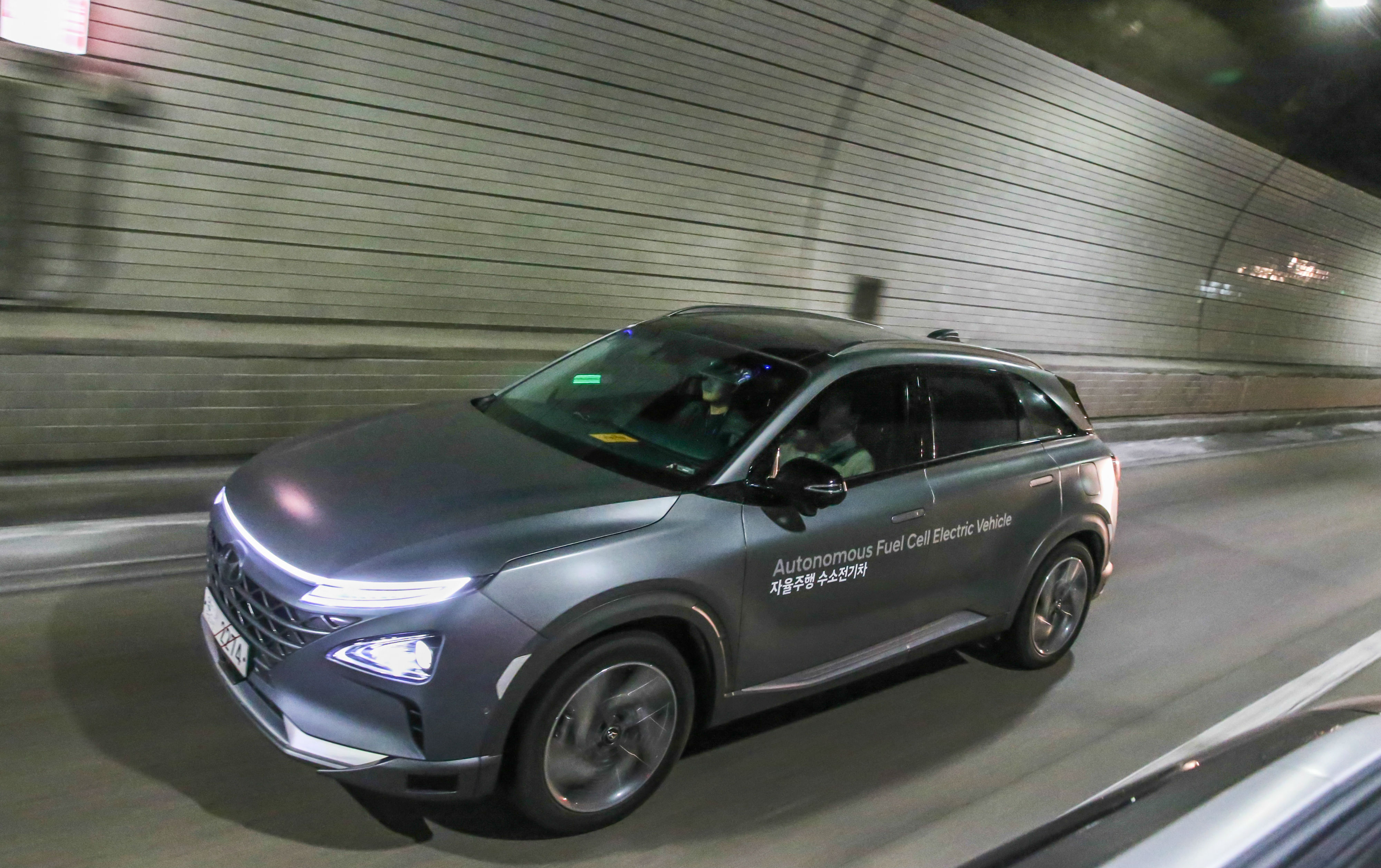 Hyundai NEXO, kendi kendine 190 km yol gidiyor