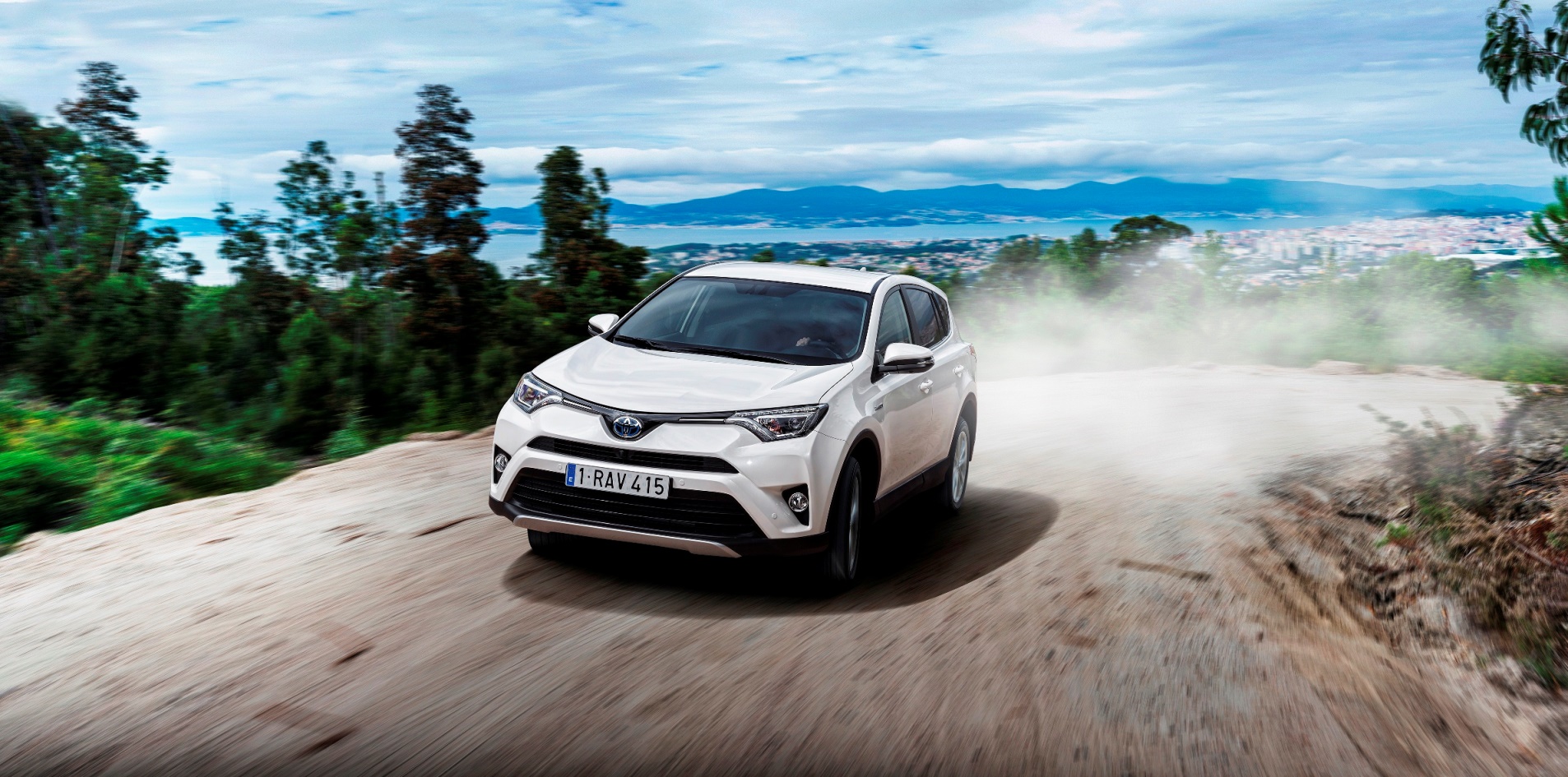 Dünyanın En Çok Satılan SUV'u TOYOTA RAV4