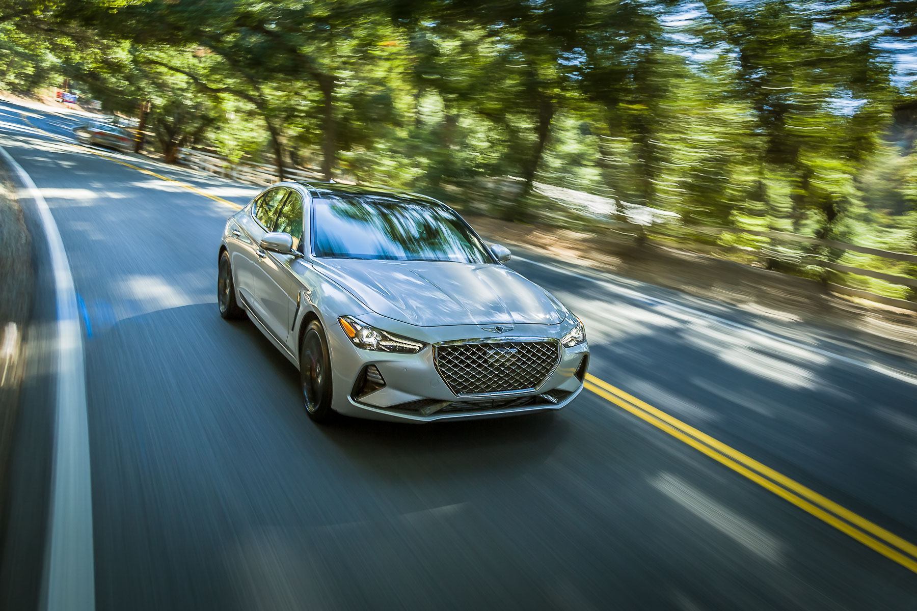 Hyundai Genesis G70 New York'ta tanıtılıyor