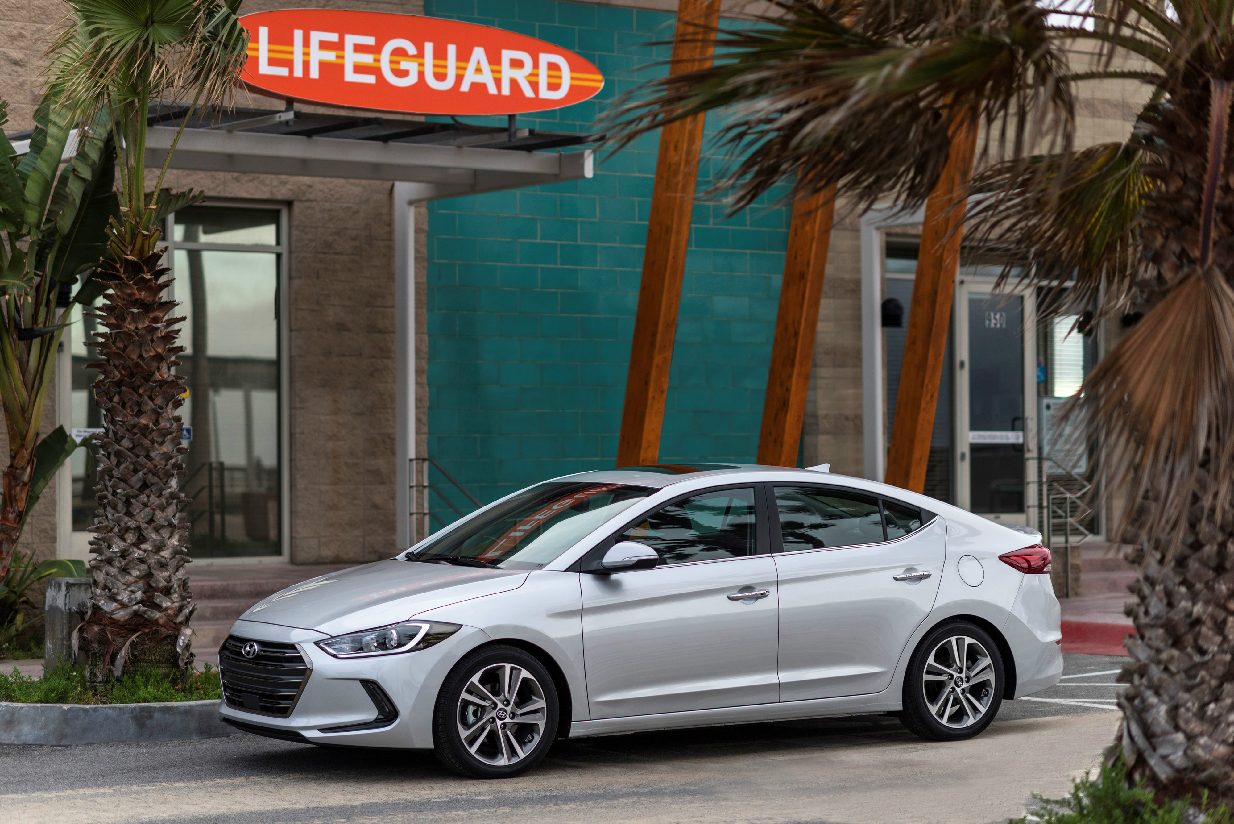 Hyundai Elantra çarpışma testlerinde en yüksek skora ulaştı