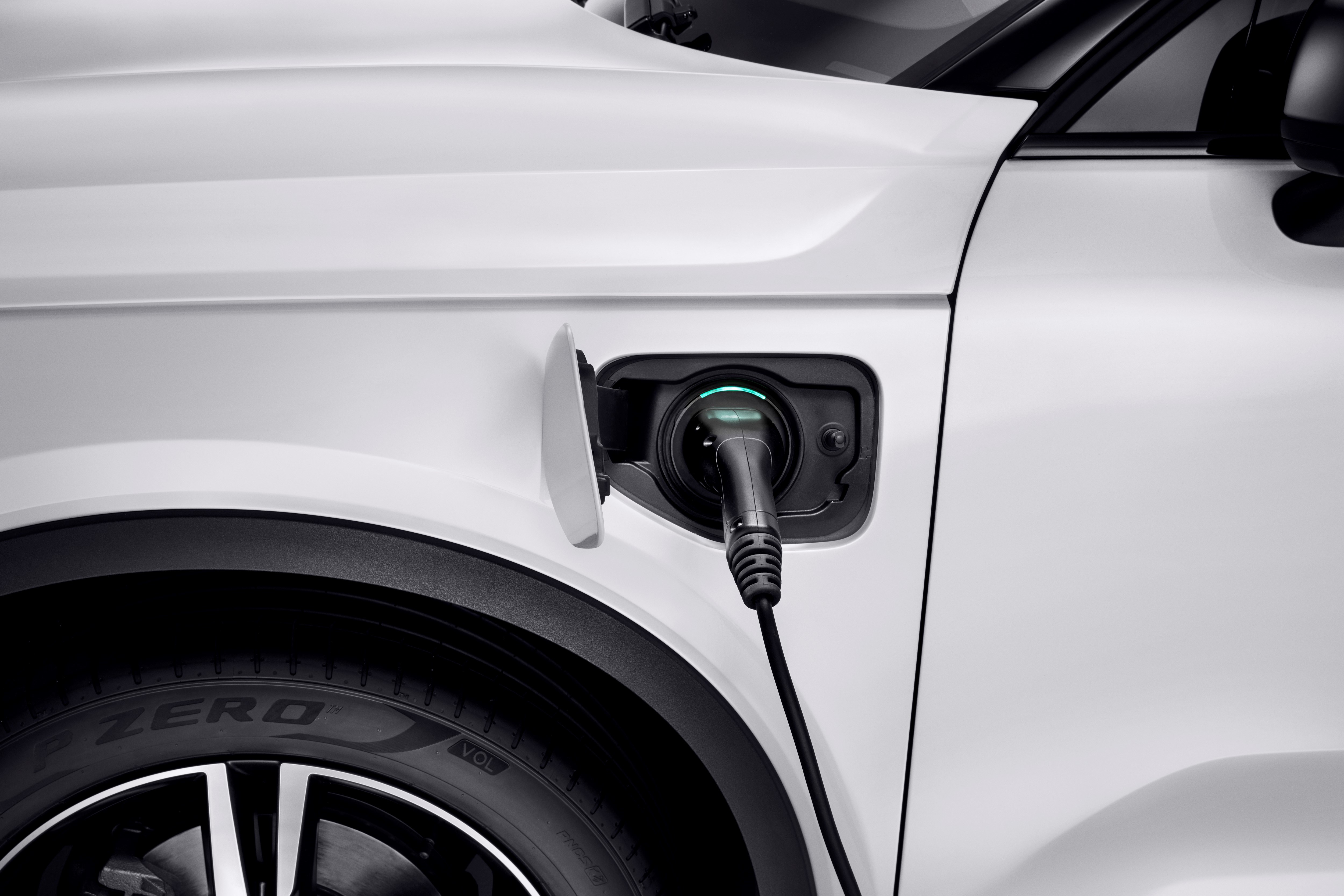 Volvo Cars 2025 yılında satışlarının yüzde 50’sinin elektrikli otomobillerden oluşmasını hedefliyor