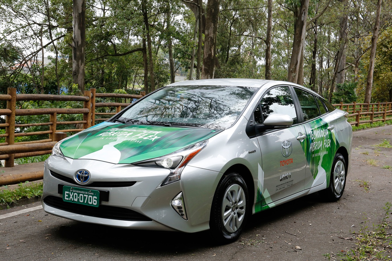 Toyota, şeker kamışından üretilen yakıtı kullanan otomobili ortaya çıkardı