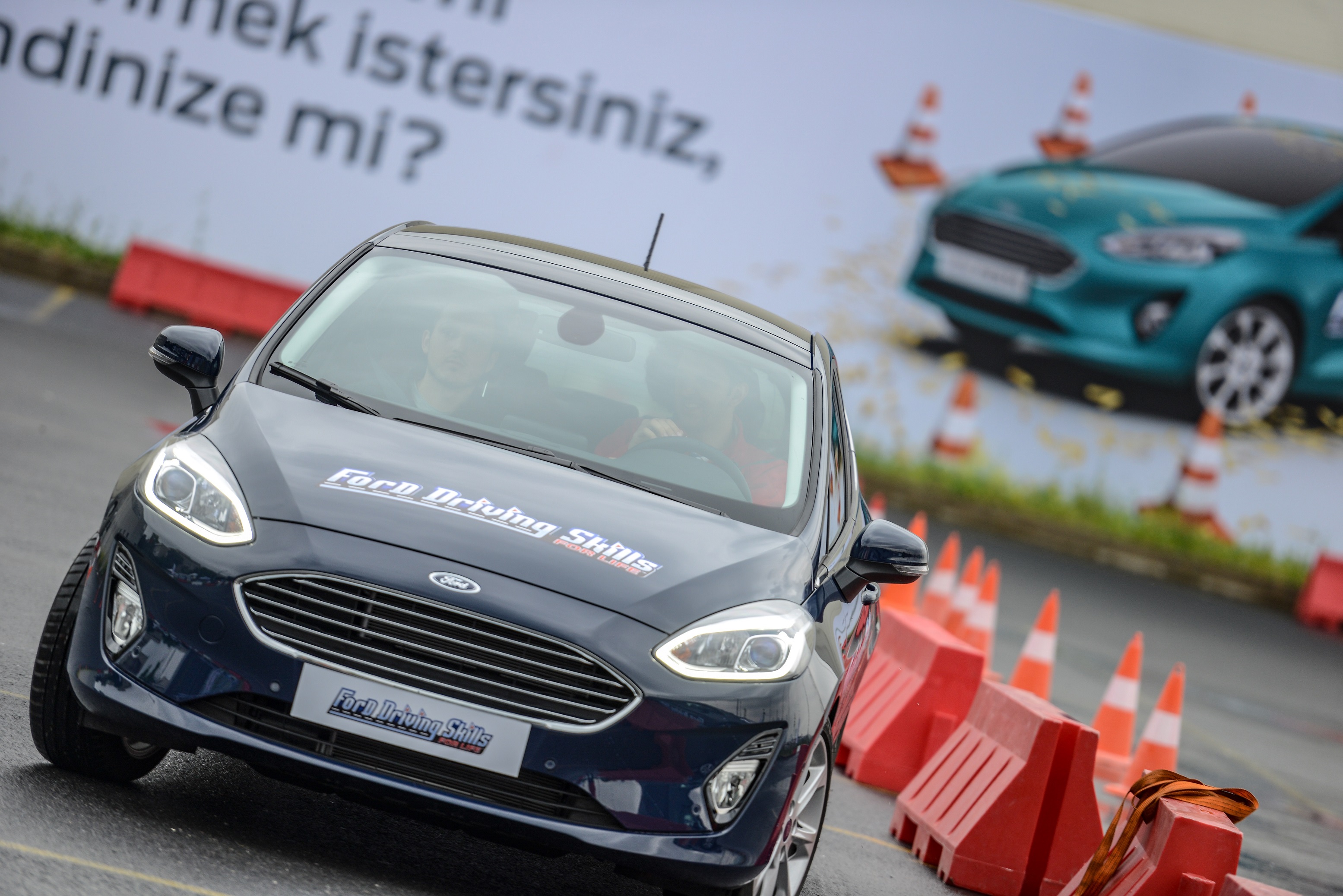 Sürüş becerilerinizi geliştirmek isteyenler, Ford Sürüş Akademisi'ndeydi