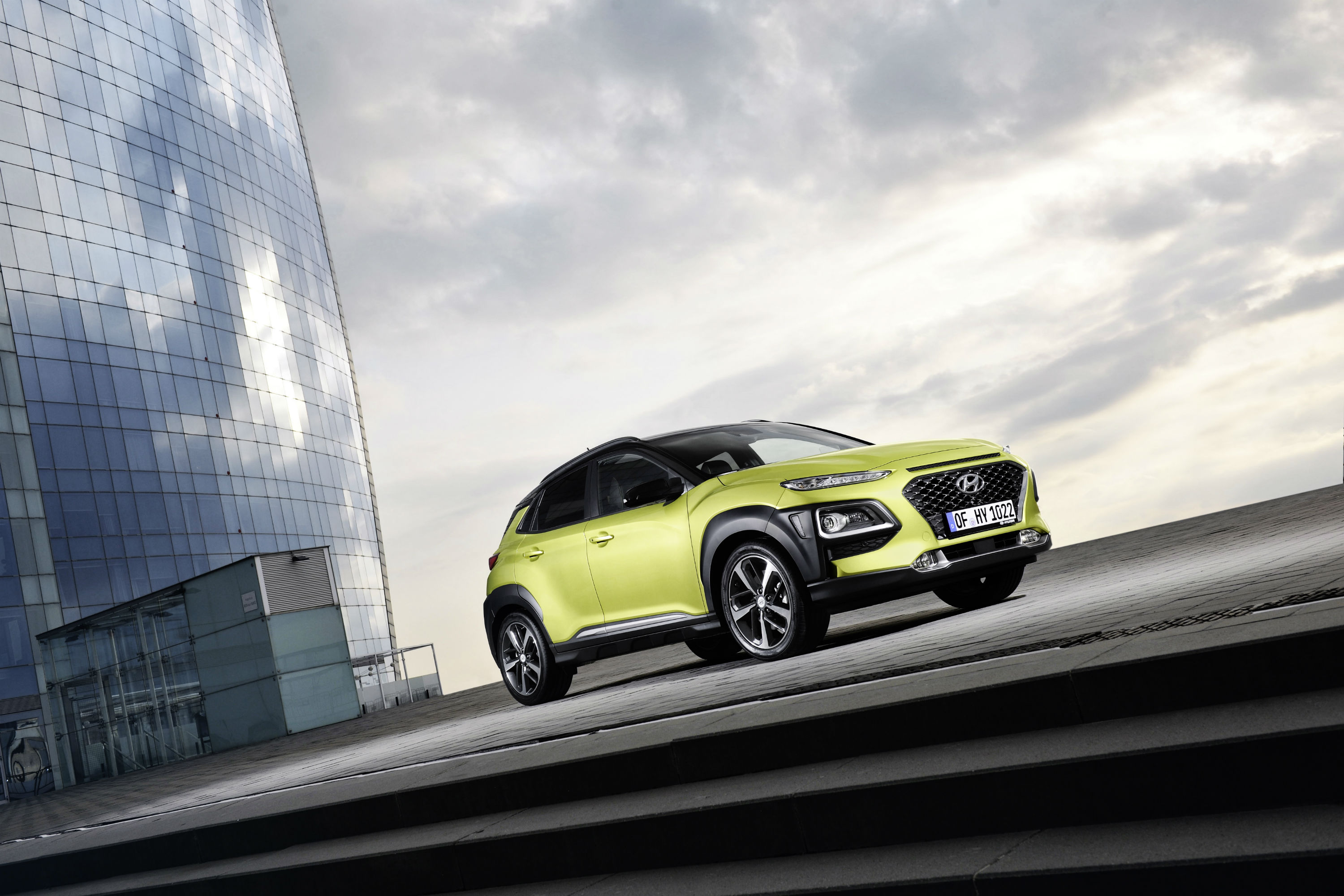 Hyundai'nin yeni SUV'u KONA satışa sunuldu. İşte fiyatlar...