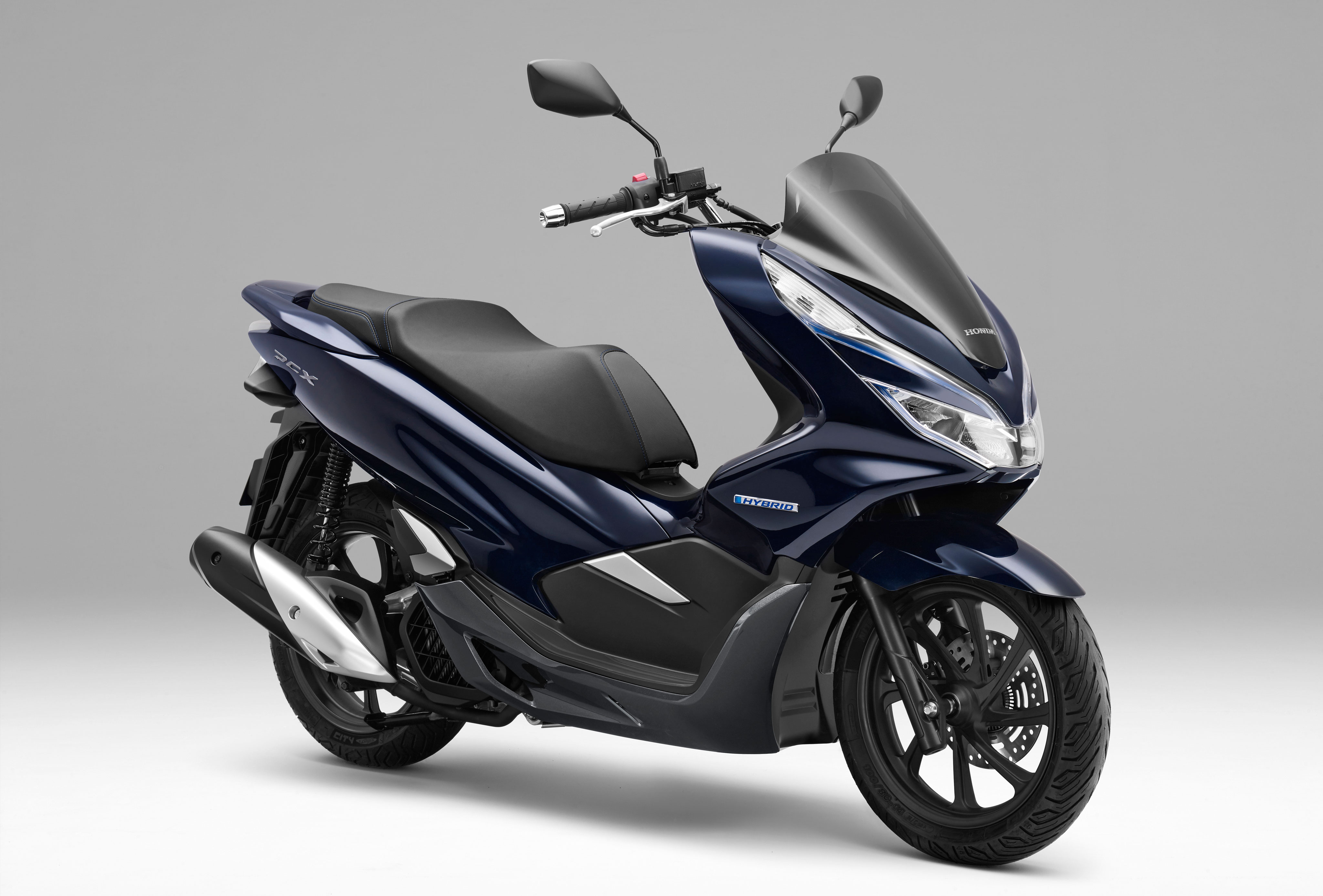 Honda, PCX HYBRID Scooter ile mobiliteye yeni bir bakış açısı kazandırıyor