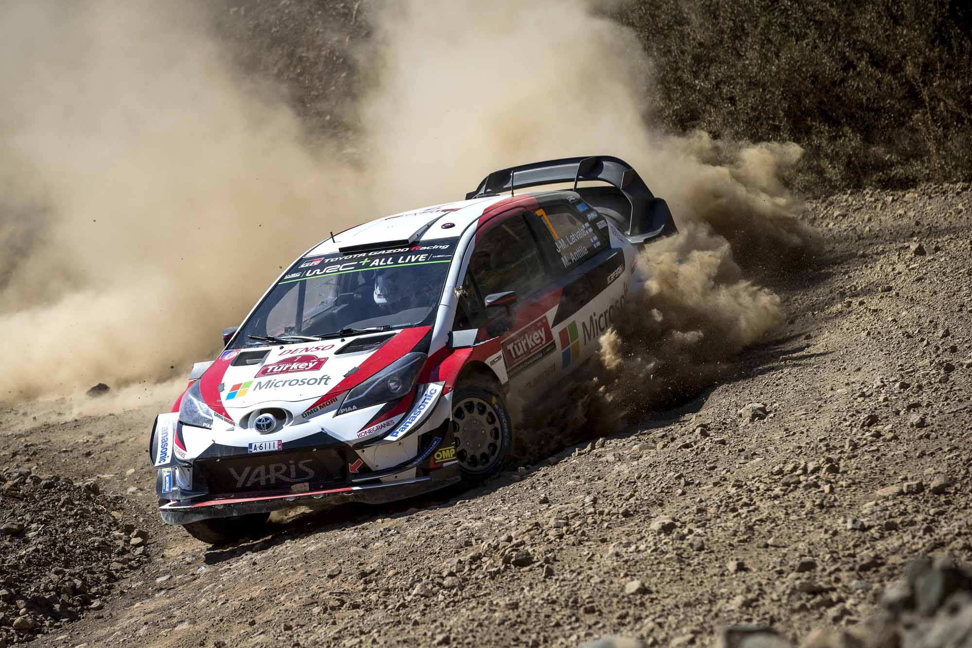 Rally of Turkey'nin galibi Ott Tanak ile Toyota oldu