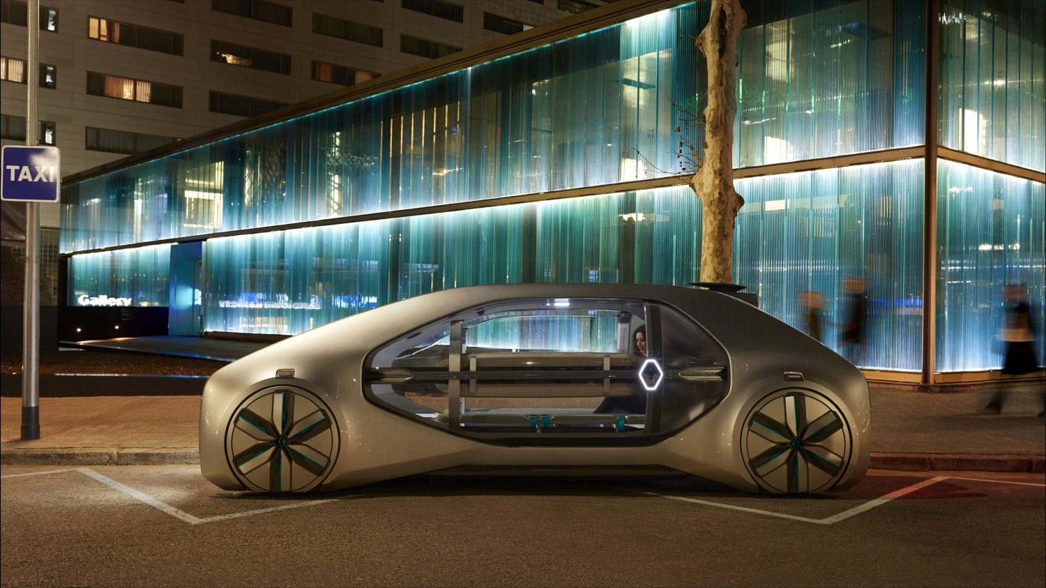 Renault'dan robot otomobil!