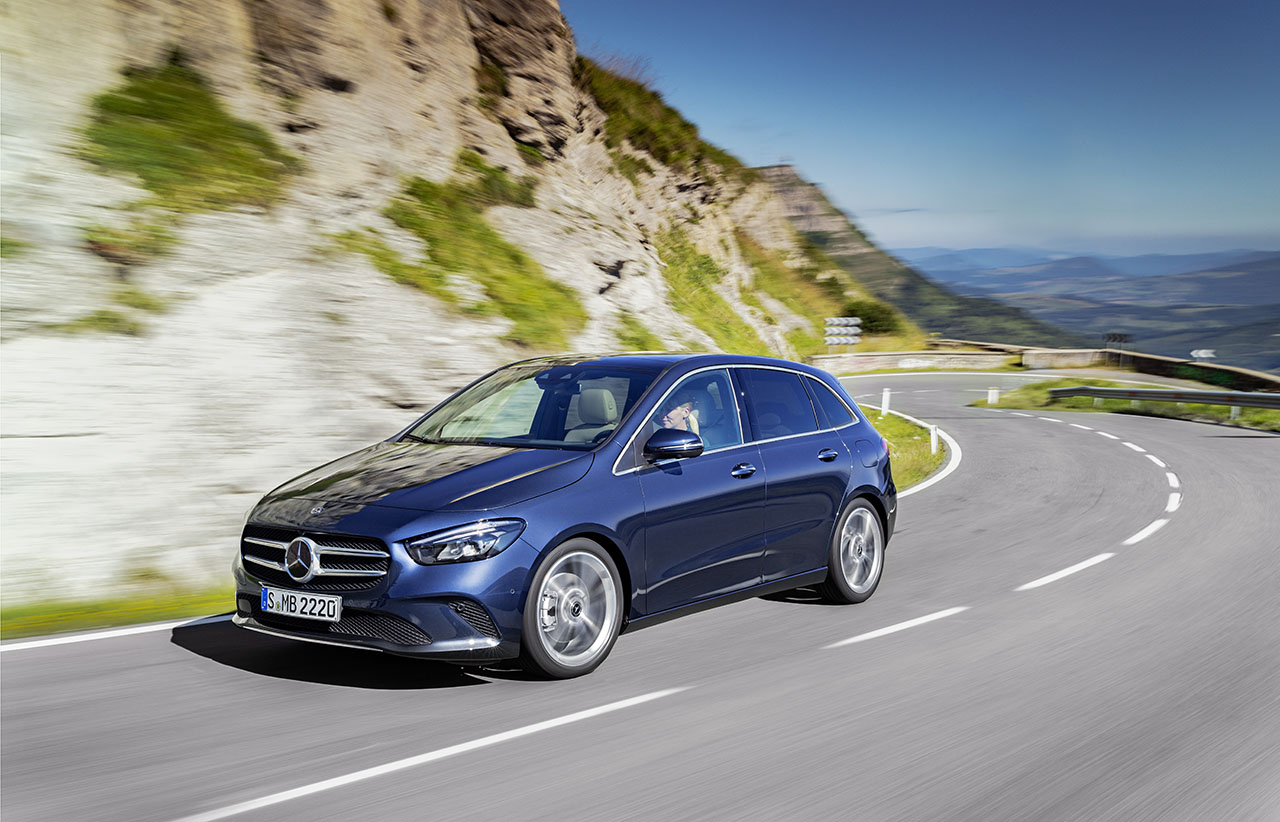 Yeni Mercedes B-Serisi (2019) Paris Fuarı'nda örtüsünü kaldırdı
