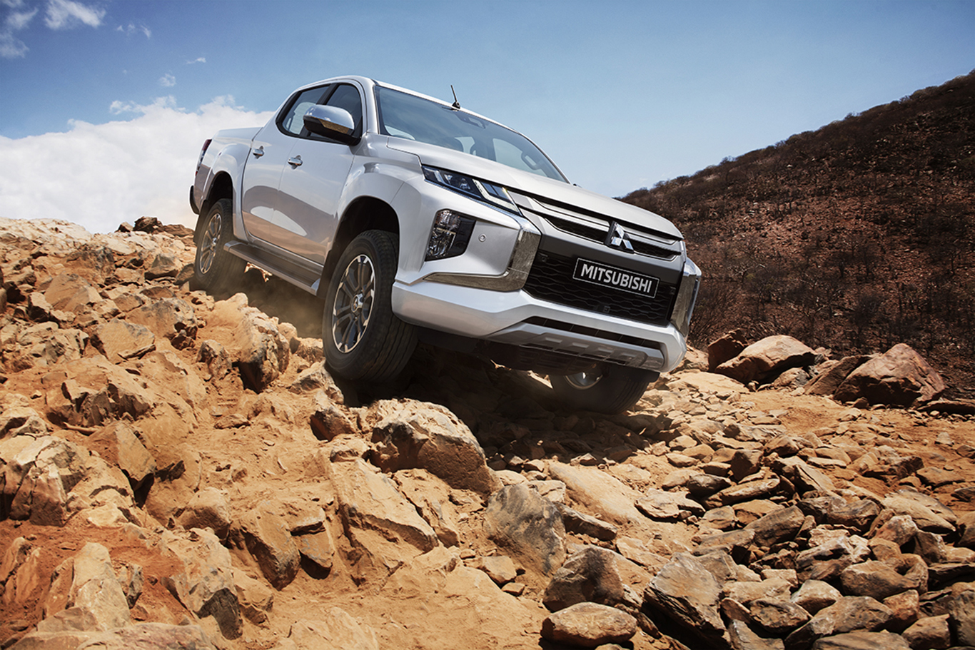 Yeni Mitsubishi L200 tanıtıldı. Yeni Mitsubishi L200'ün özellikleri neler?