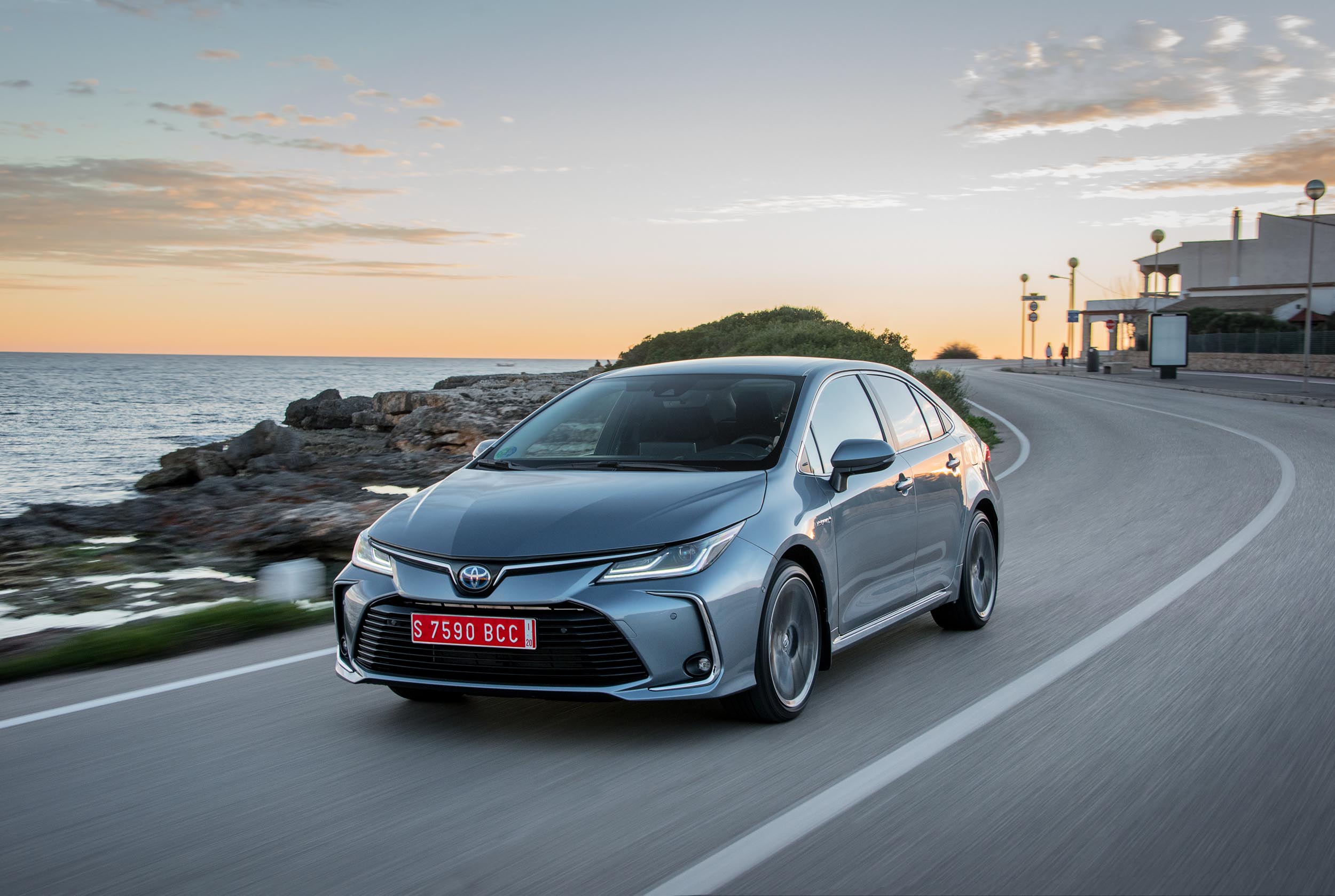 Yeni Toyota Corolla 2019 tanıtıldı ve fiyatları açıklandı
