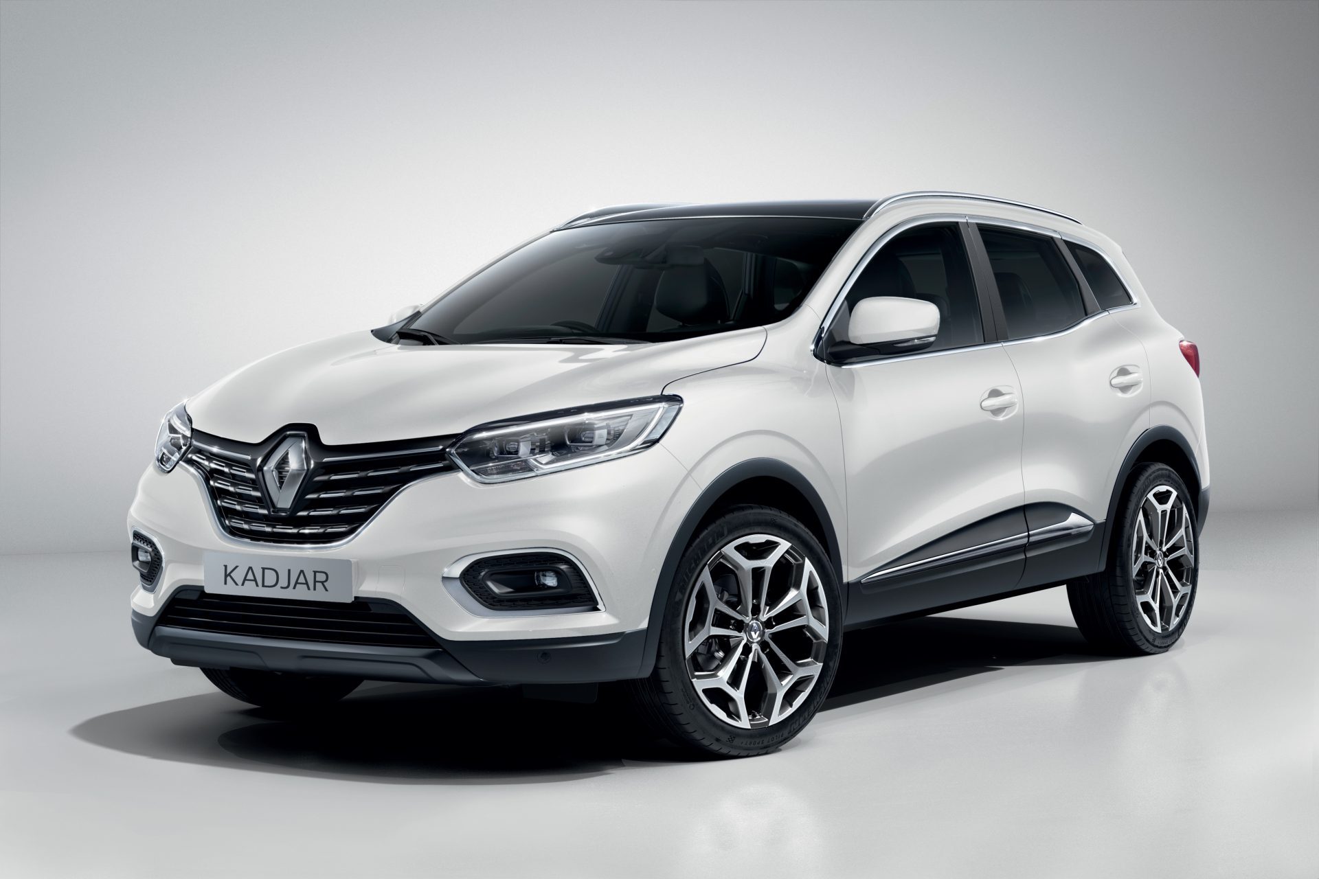 Renault Kadjar yenilendi ve 1.3 lt motora kavuştu