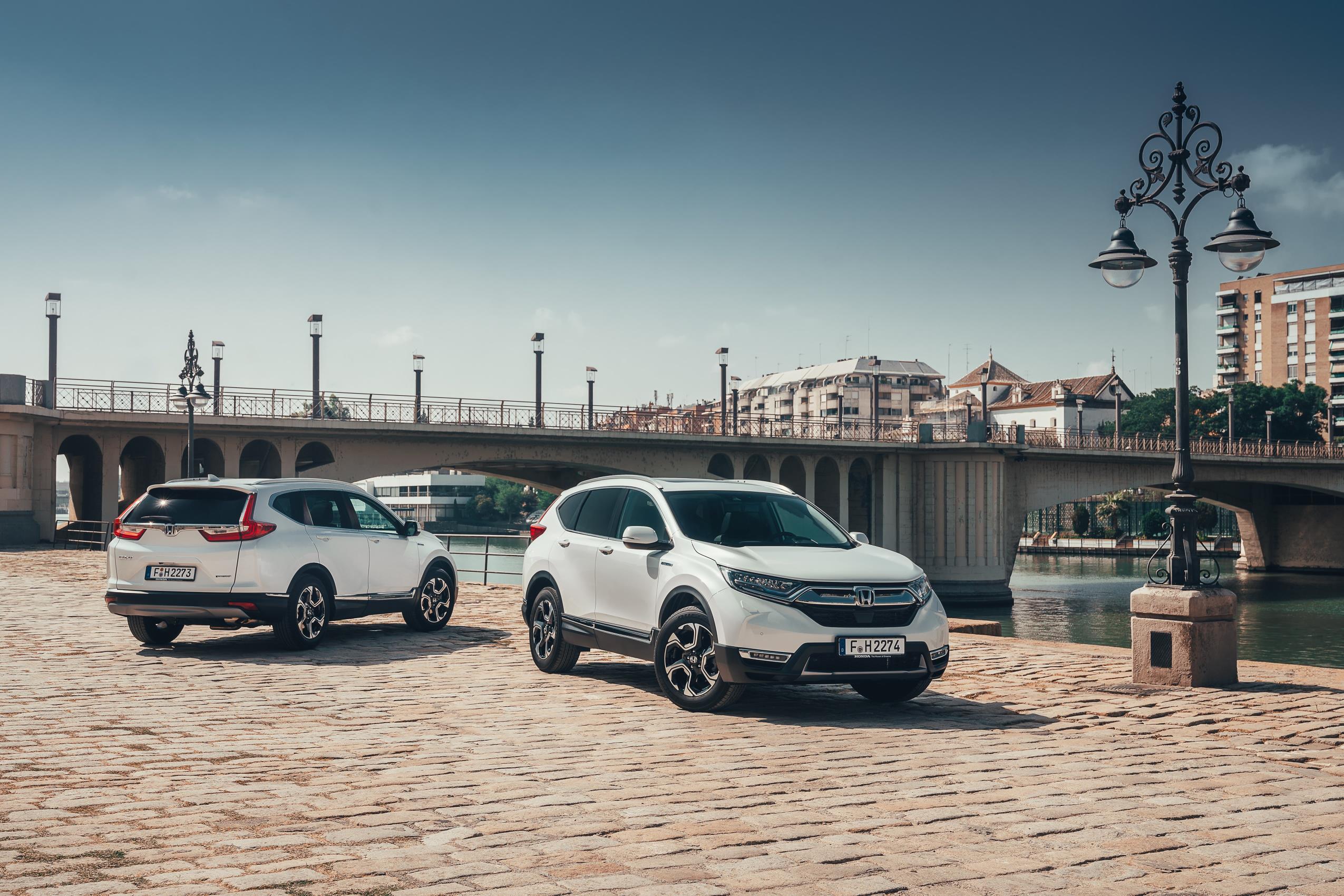 Honda CR-V Hybrid Türkiye'de. İşte fiyatı