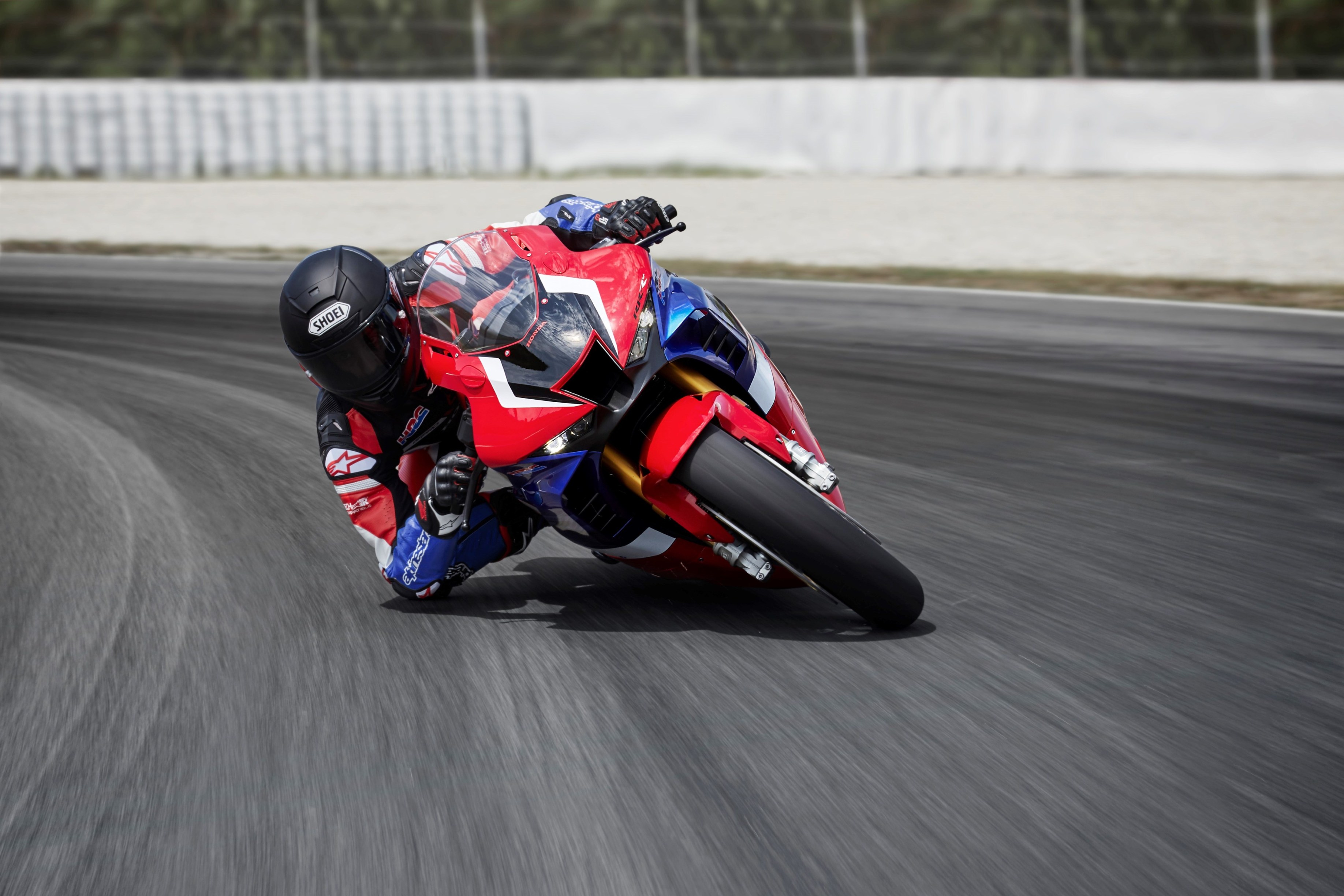 Honda, EICMA’ya CBR1000RR-R ve Africa Twin ile damgasını vurdu