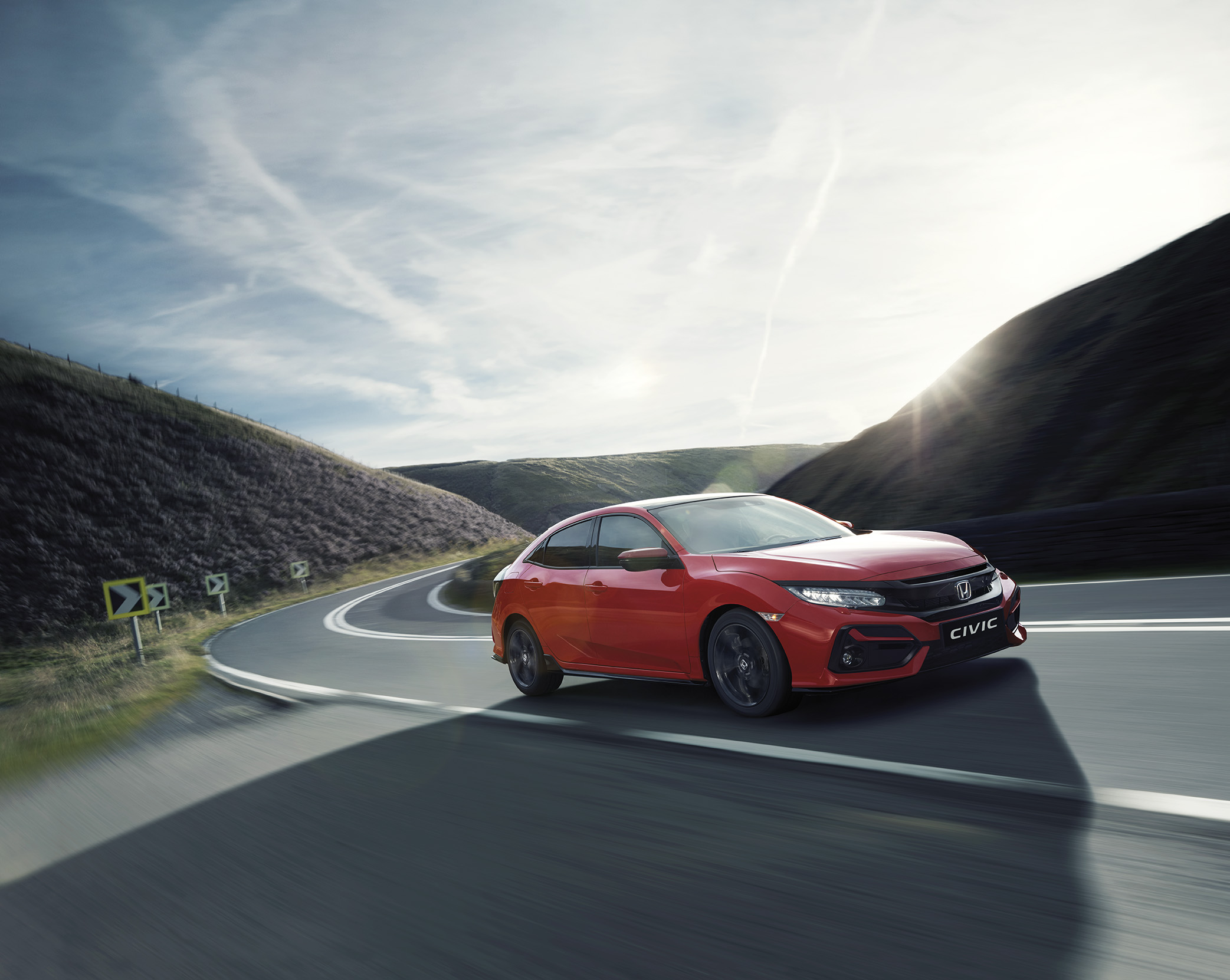 Honda Civic Hatchback yenilendi