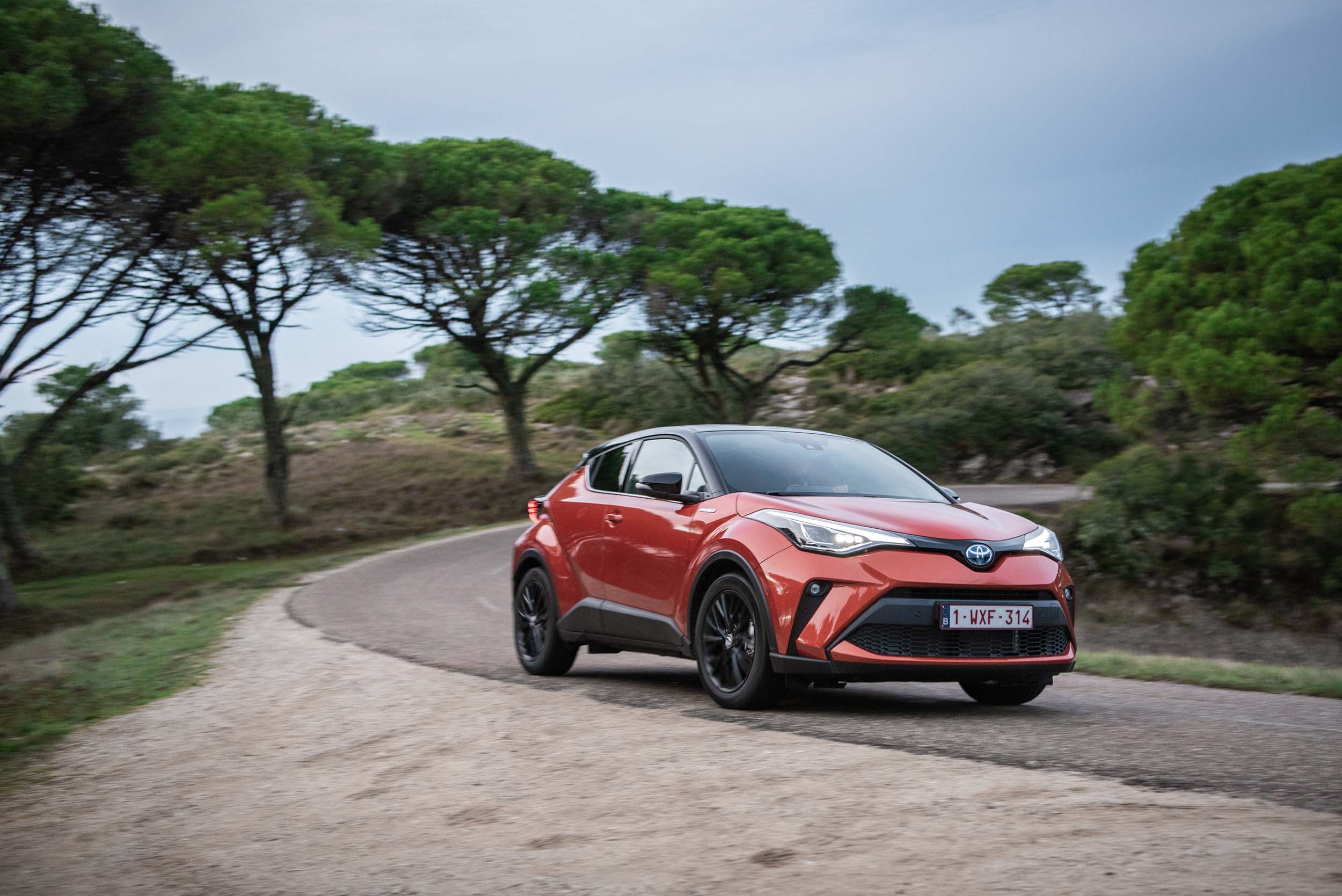 Yenilenen Toyota C-HR (3)