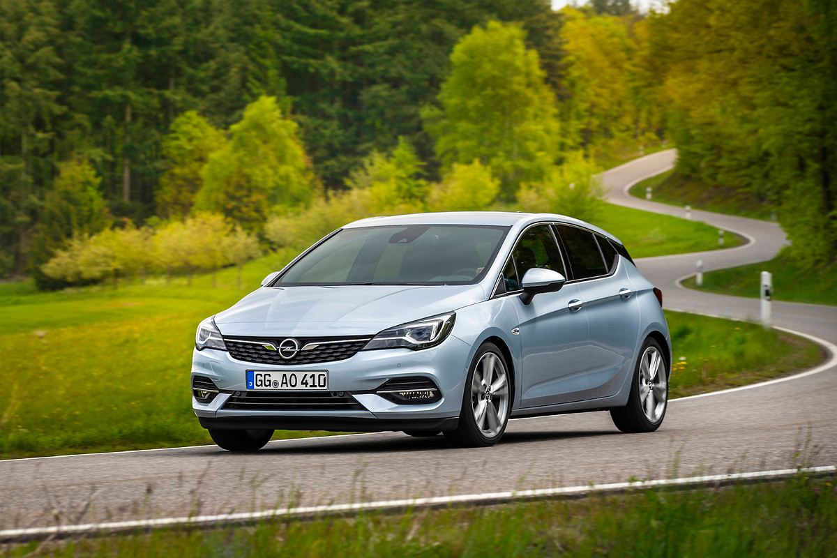 Opel Astra 2020 yenilikleriyle satışa sunuldu