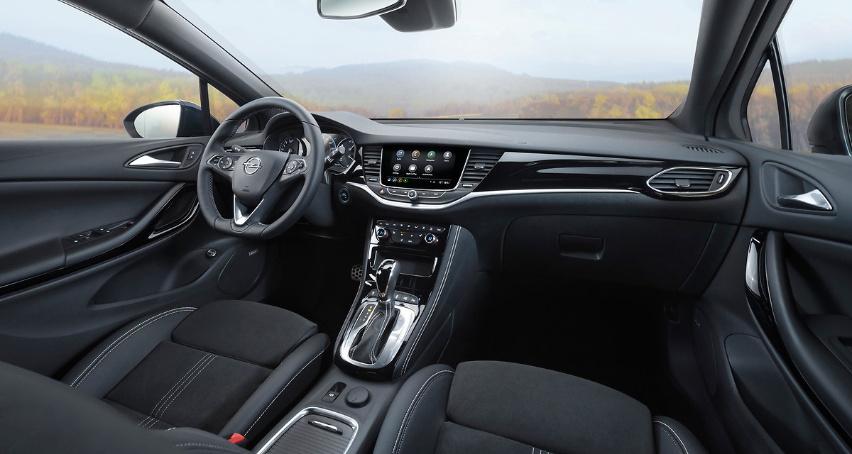 Opel Astra 2020 yenilikleriyle satışa sunuldu