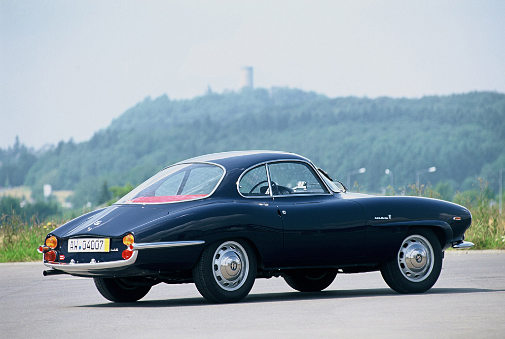 Alfa Romeo, Klasik Otomobil Ödülleri’nde çifte ödülün sahibi oldu