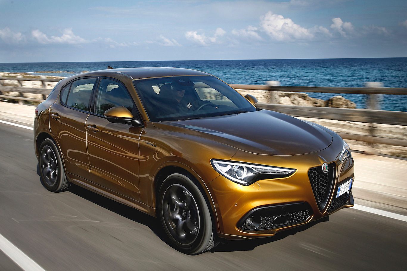 Alfa Romeo Stelvio 2020 model yılı versiyonları ülkemizde satışa sunuldu