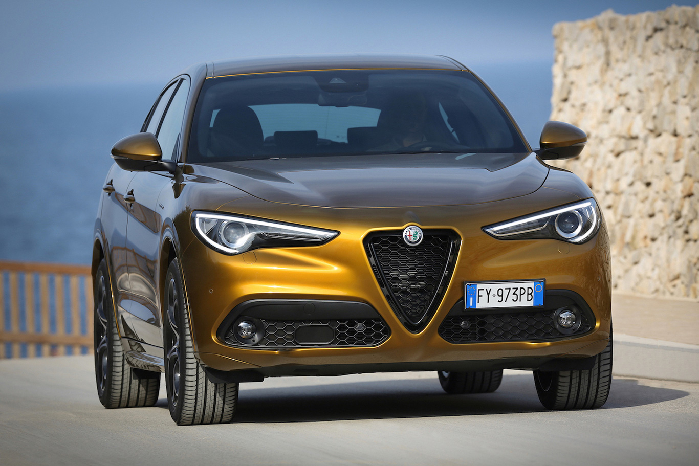Alfa Romeo Stelvio 2020 model yılı versiyonları ülkemizde satışa sunuldu